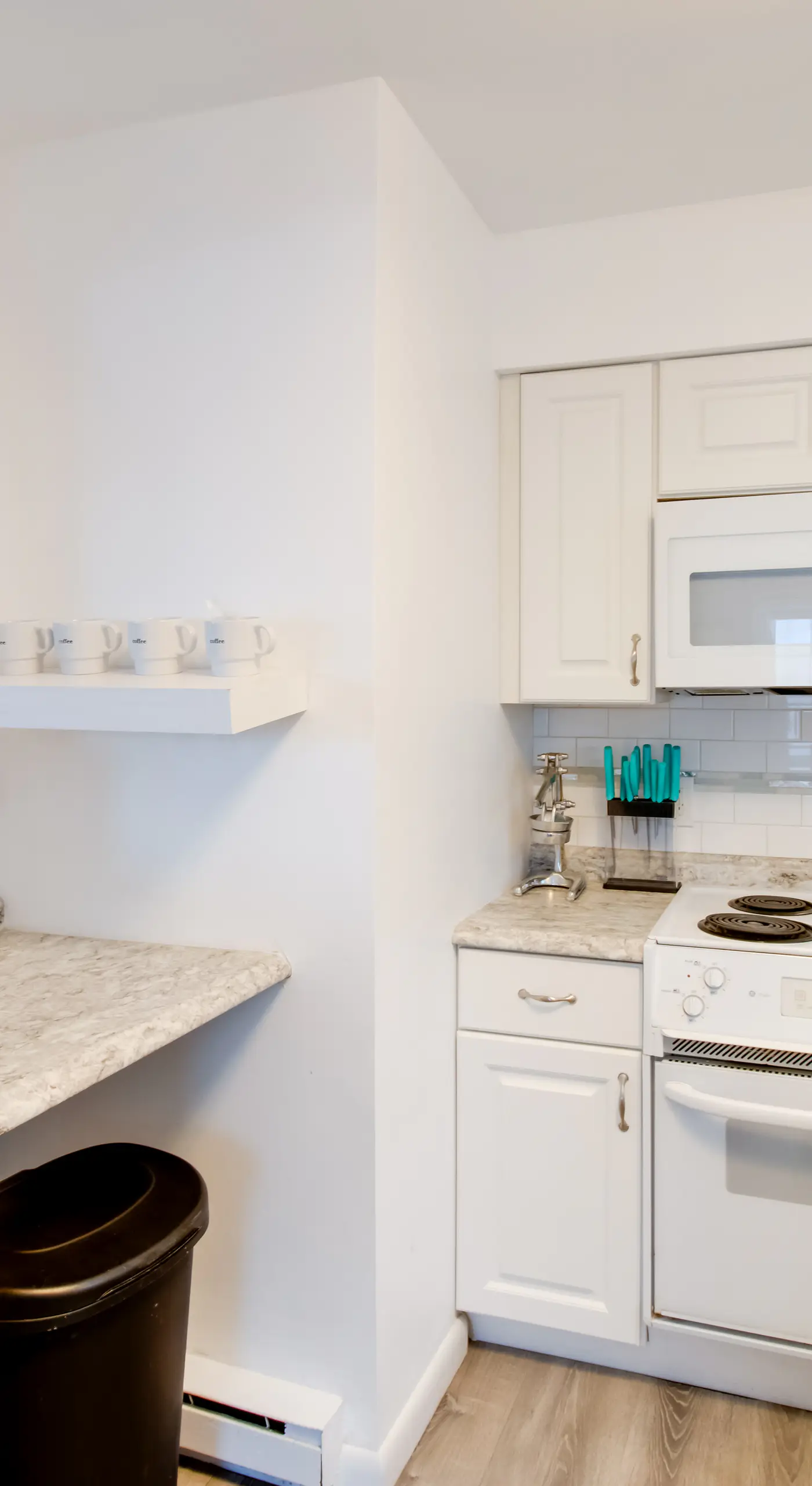 Bayfront Brigantine Escape w/ Porch & Bay Views!