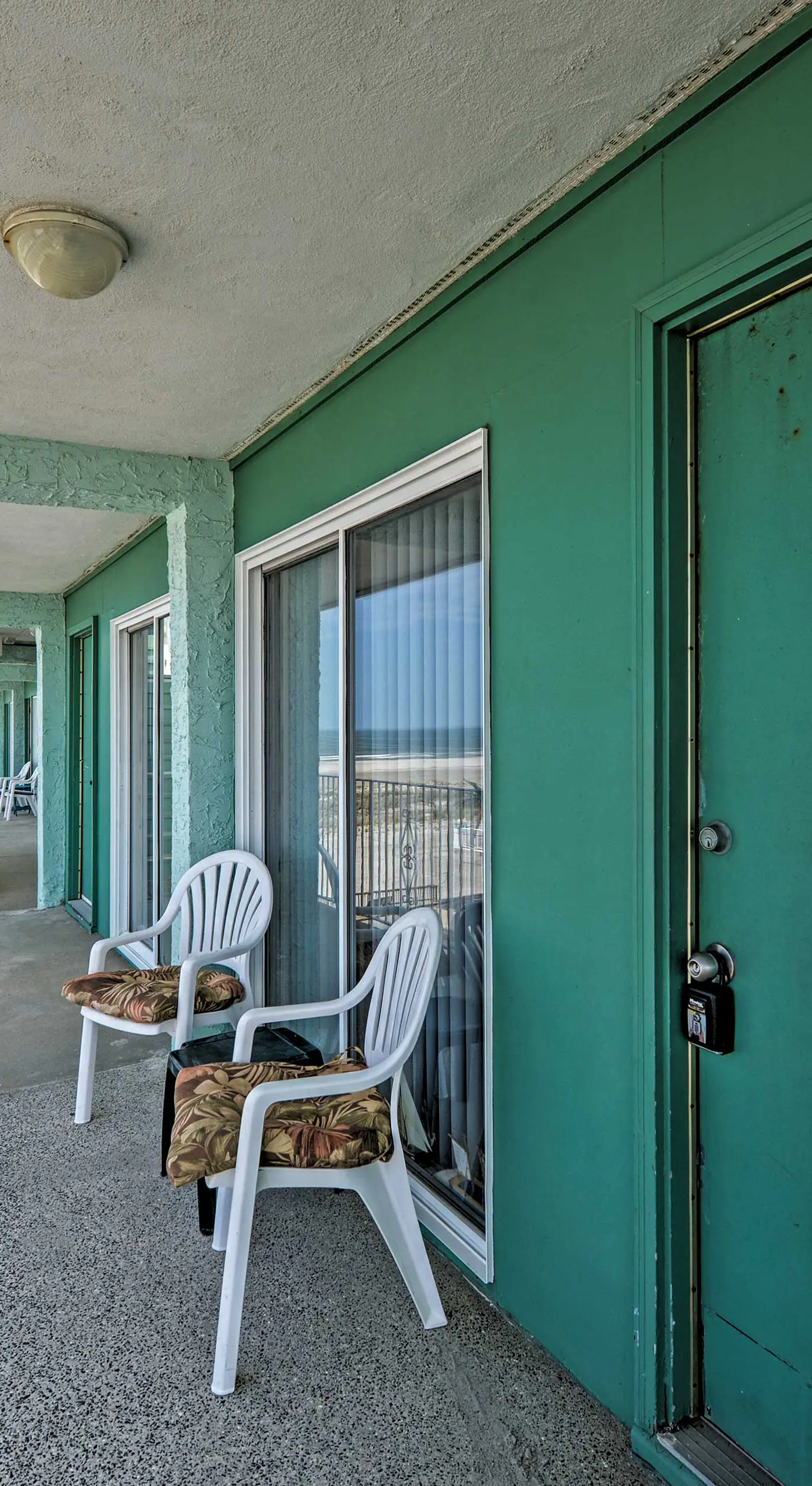 Condo w/ Pool Access on Wildwood Crest Beach!