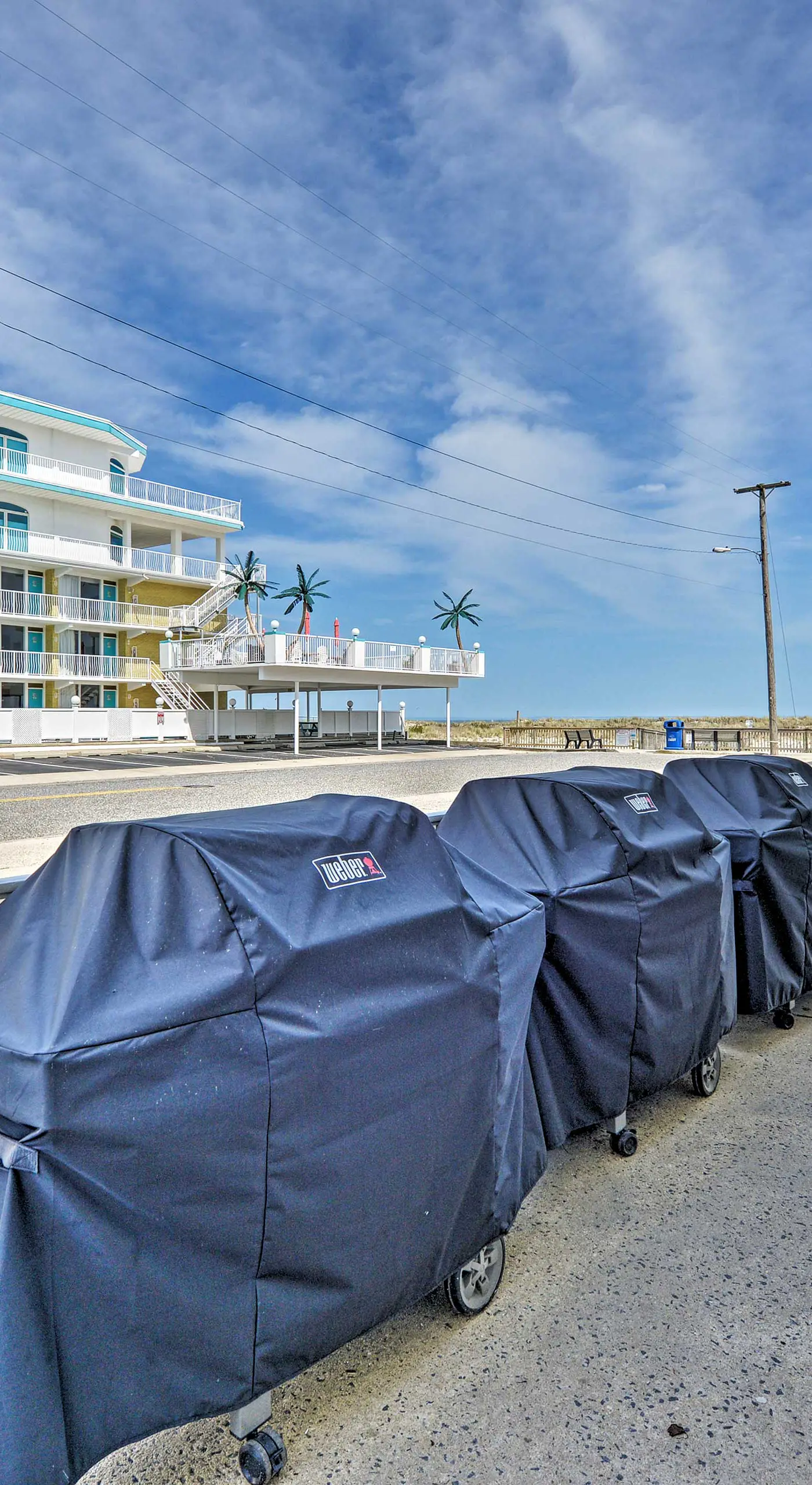 Condo w/ Pool Access on Wildwood Crest Beach!