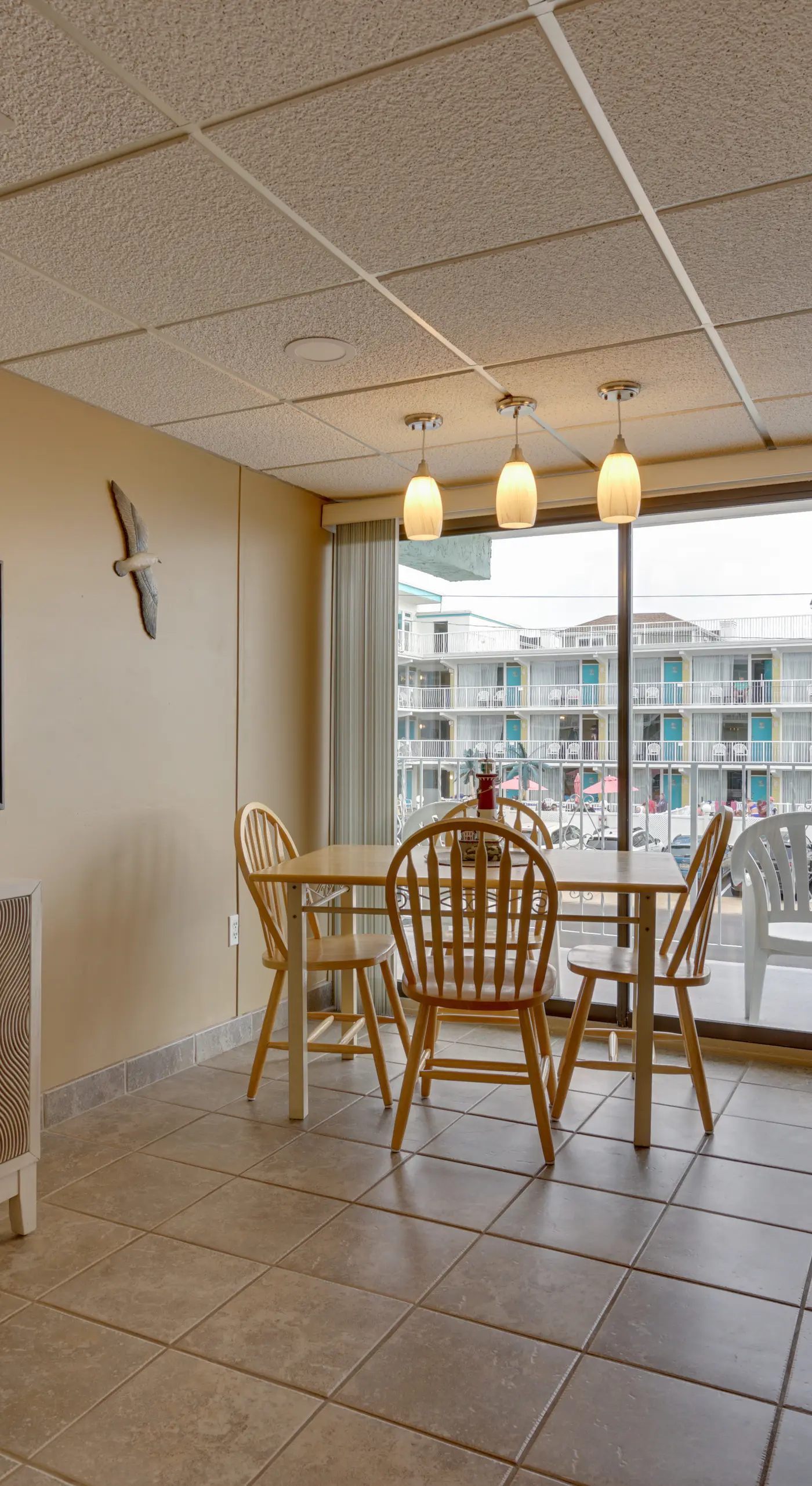 Cozy Oceanfront Condo w/ Pool & Beach Access!