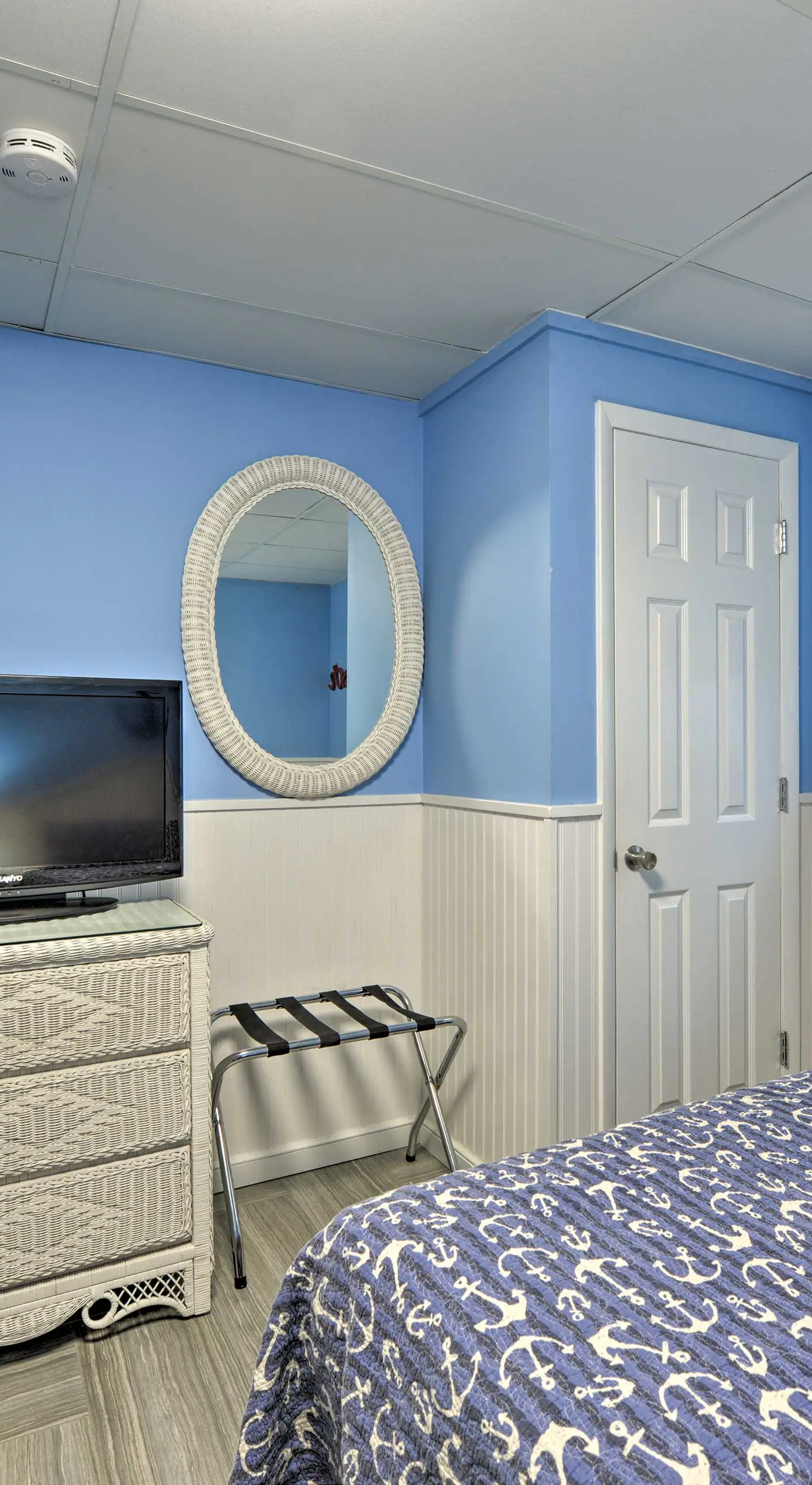 Remodeled Condo Right on Wildwood Crest Beach!