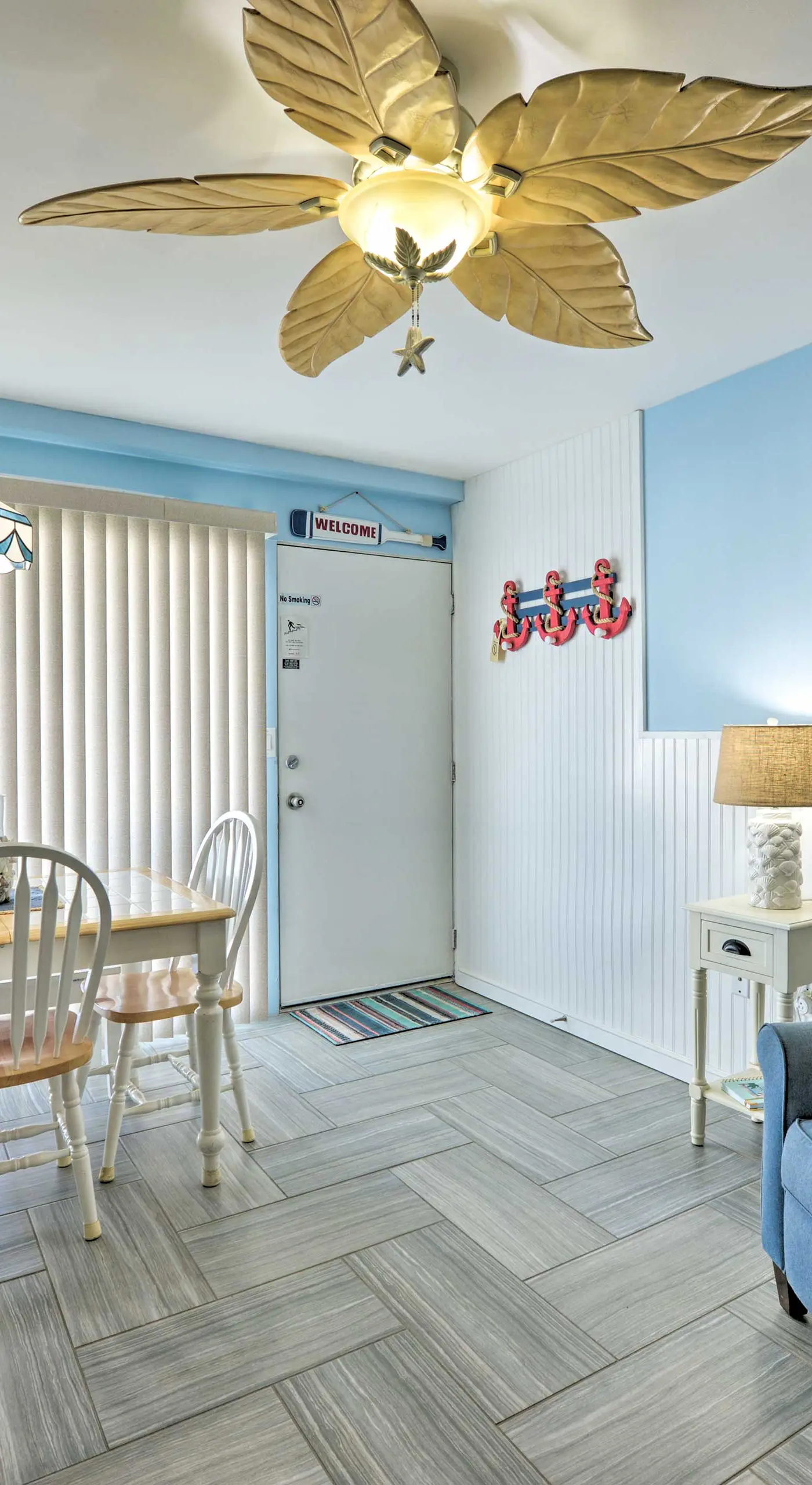 Remodeled Condo Right on Wildwood Crest Beach!