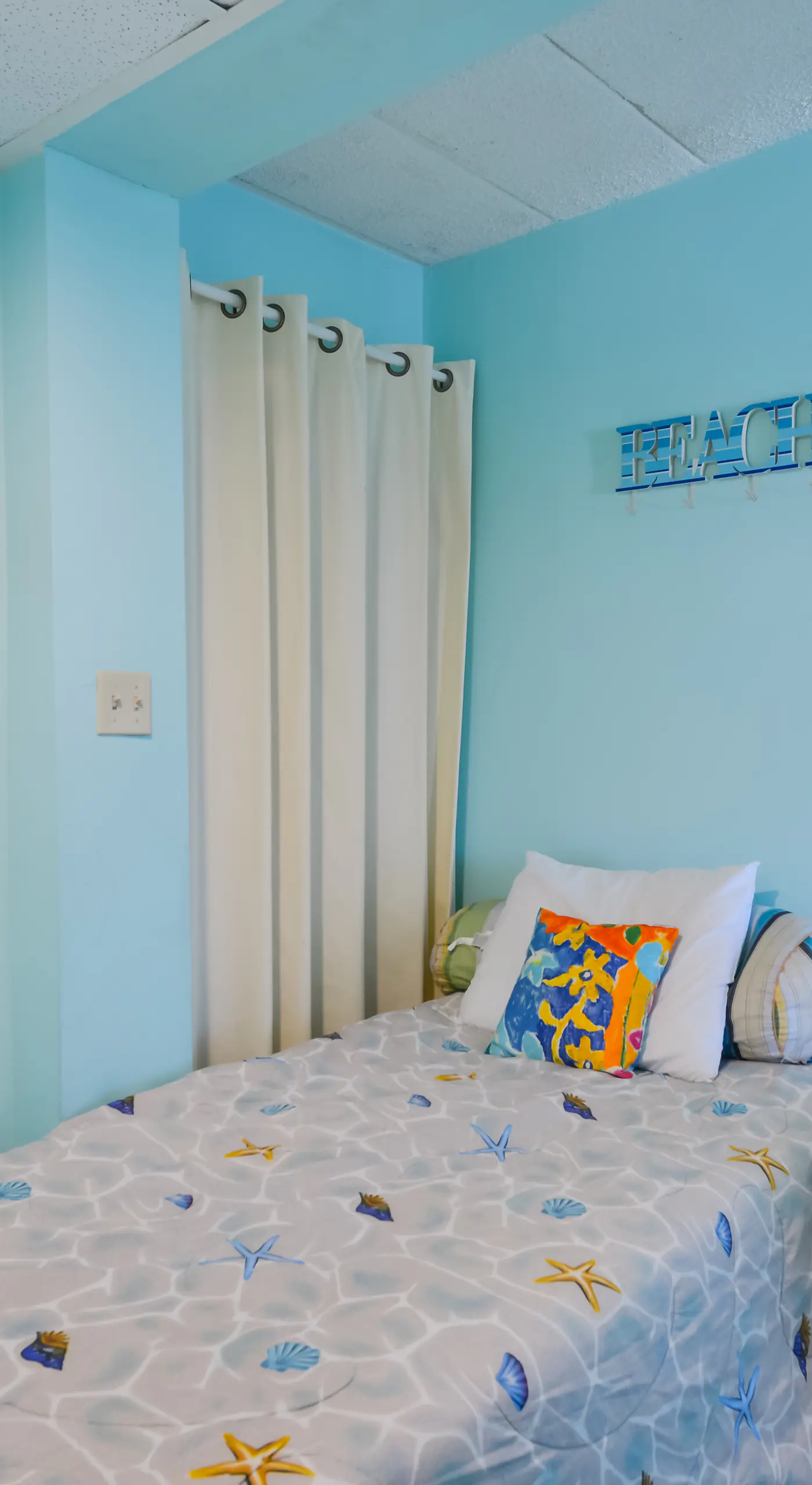 Simple North Wildwood Condo - Steps to Beach!