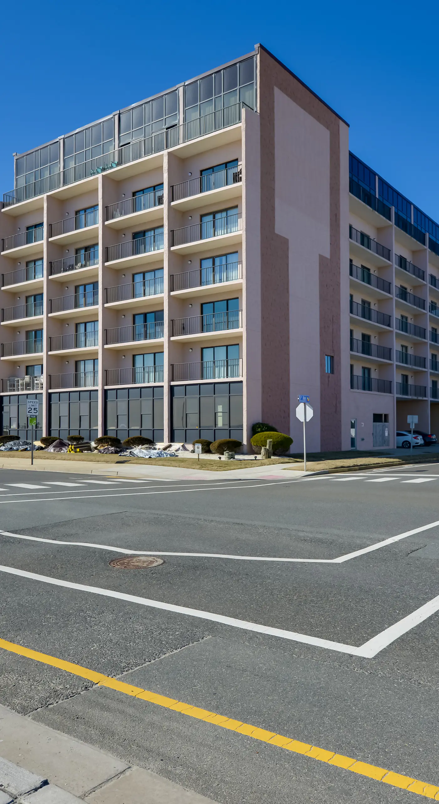 Simple North Wildwood Condo - Steps to Beach!