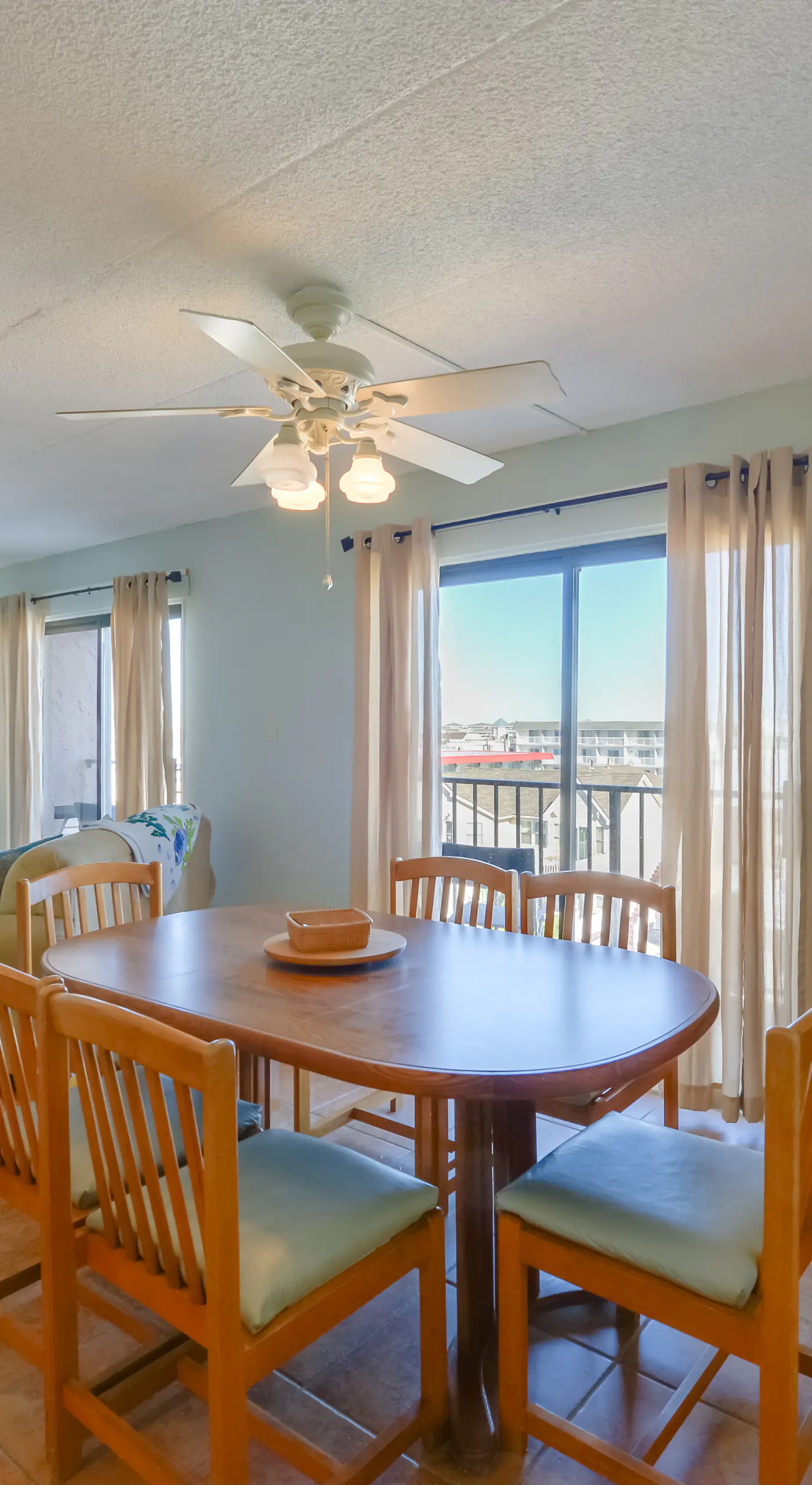 Simple North Wildwood Condo - Steps to Beach!