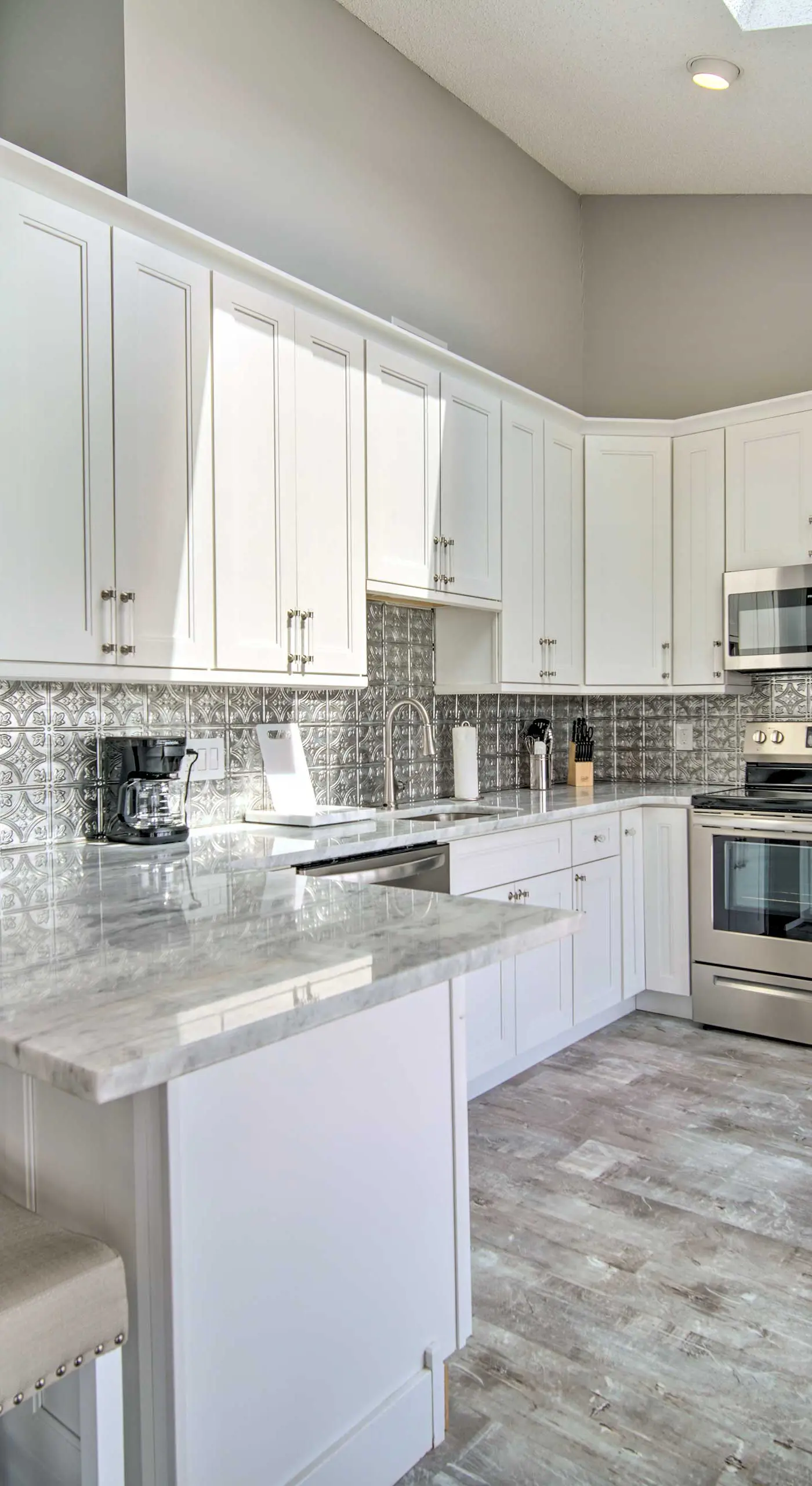 Condo w/ Bay Views ~ 5 Mi to Atlantic City!