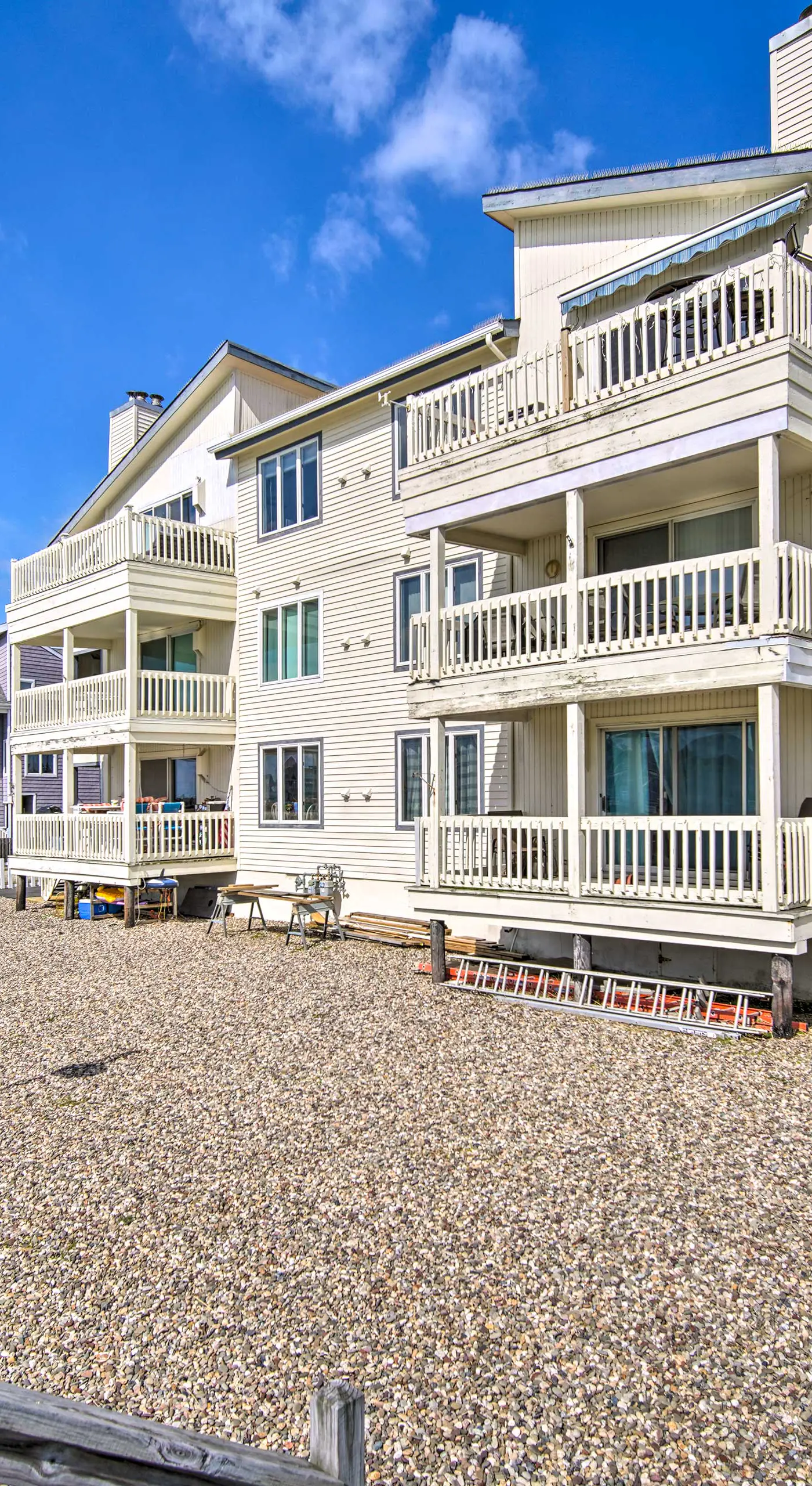 Condo w/ Bay Views ~ 5 Mi to Atlantic City!