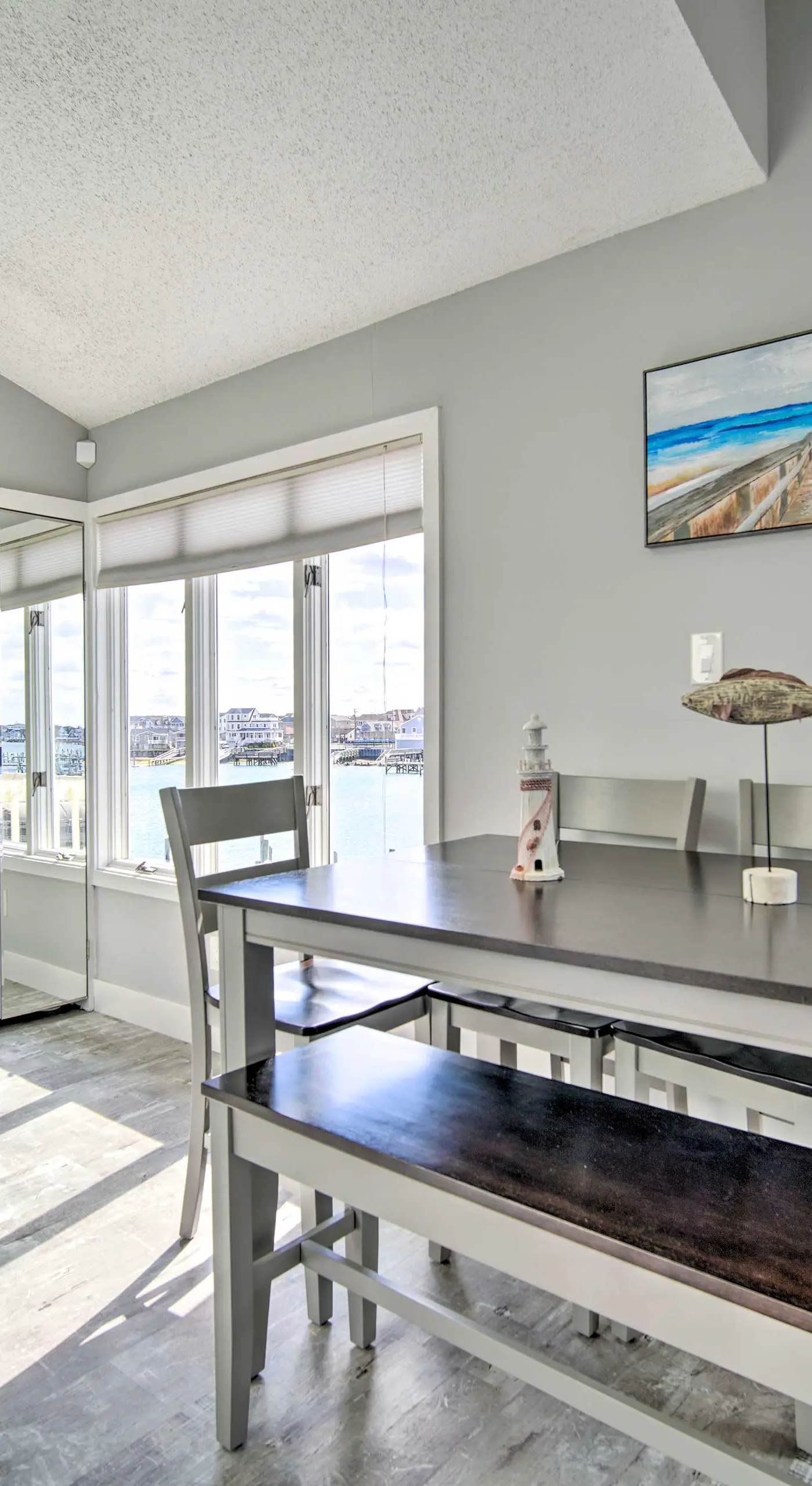 Condo w/ Bay Views ~ 5 Mi to Atlantic City!