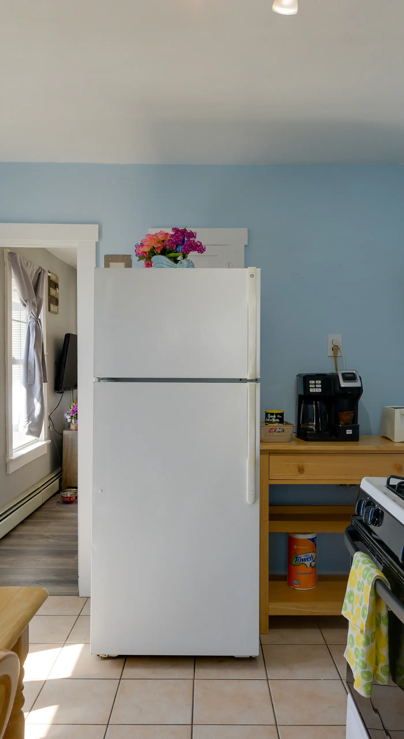1 Block to Convention Center! Dog-Friendly Apt