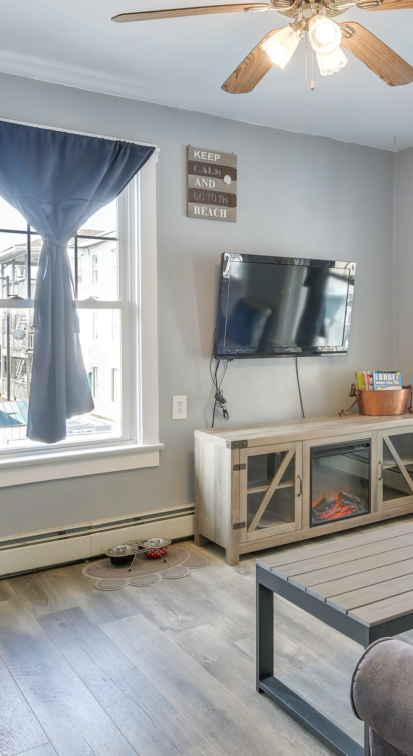 1 Block to Convention Center! Dog-Friendly Apt