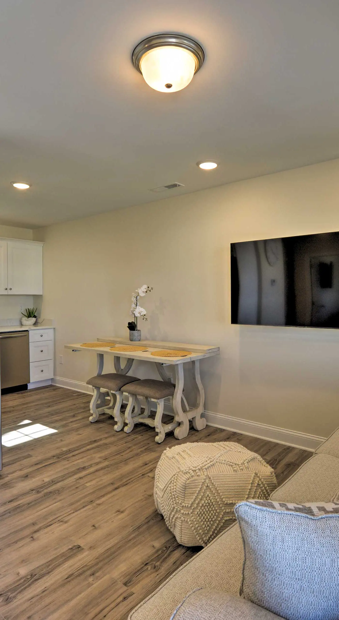 Welcoming Wildwood Condo ~ 1 Block to Beach!