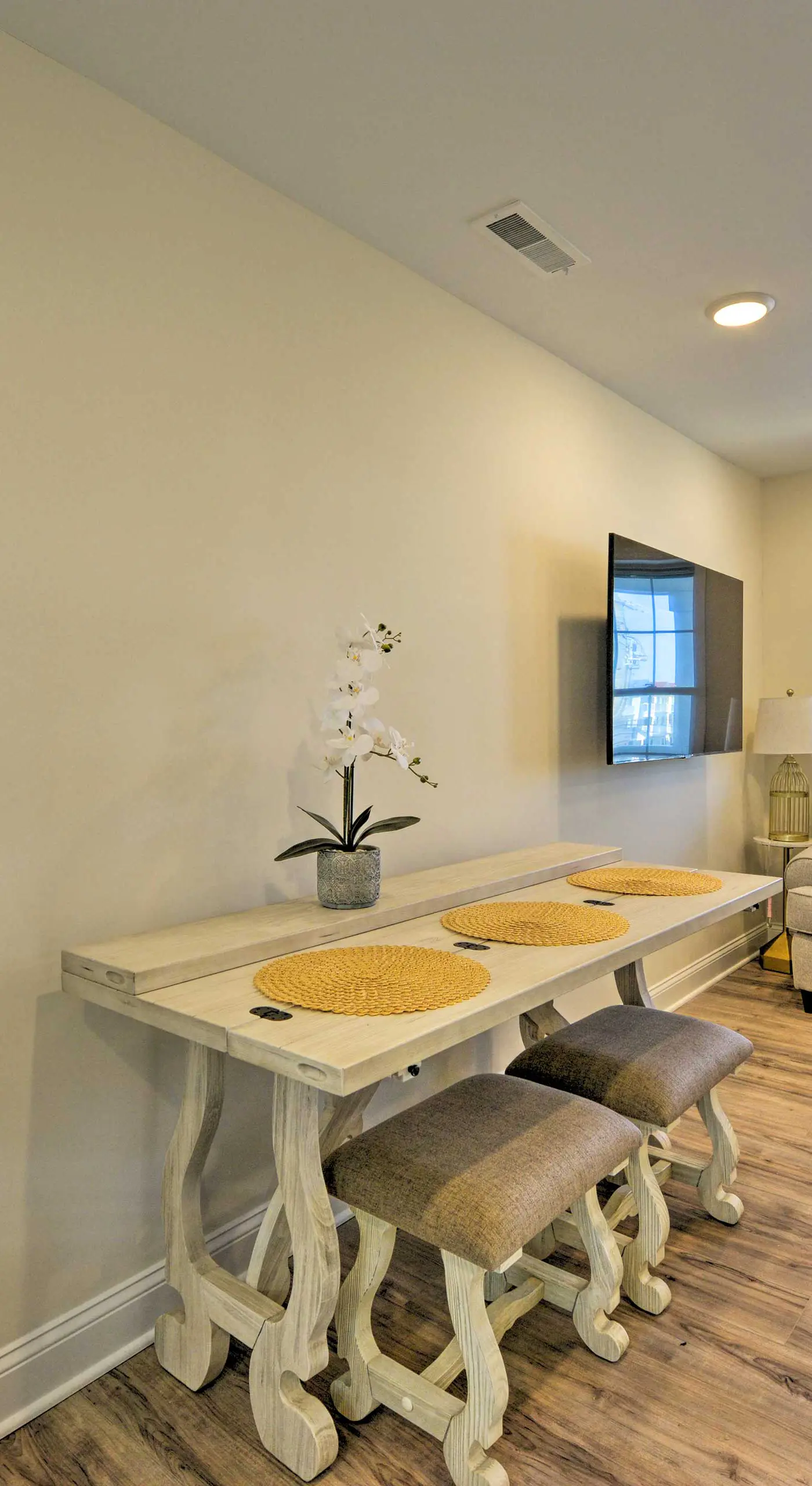 Welcoming Wildwood Condo ~ 1 Block to Beach!