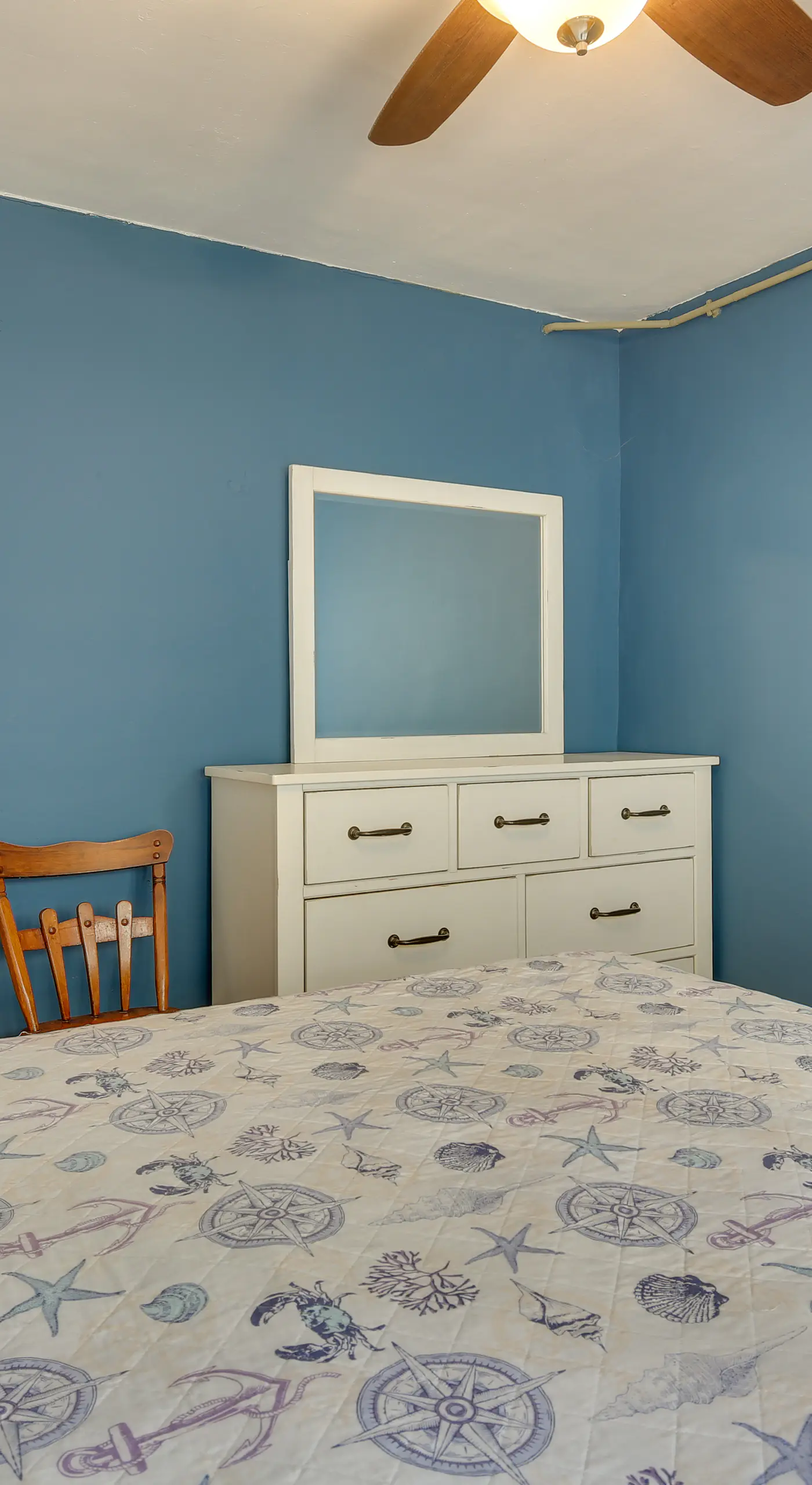 Walk to Convention Center & Boardwalk! Family Apt