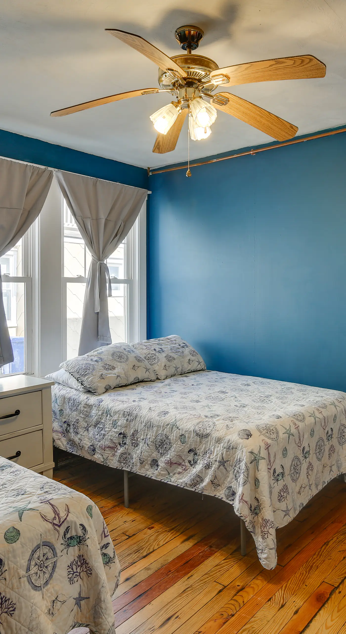 Walk to Convention Center & Boardwalk! Family Apt