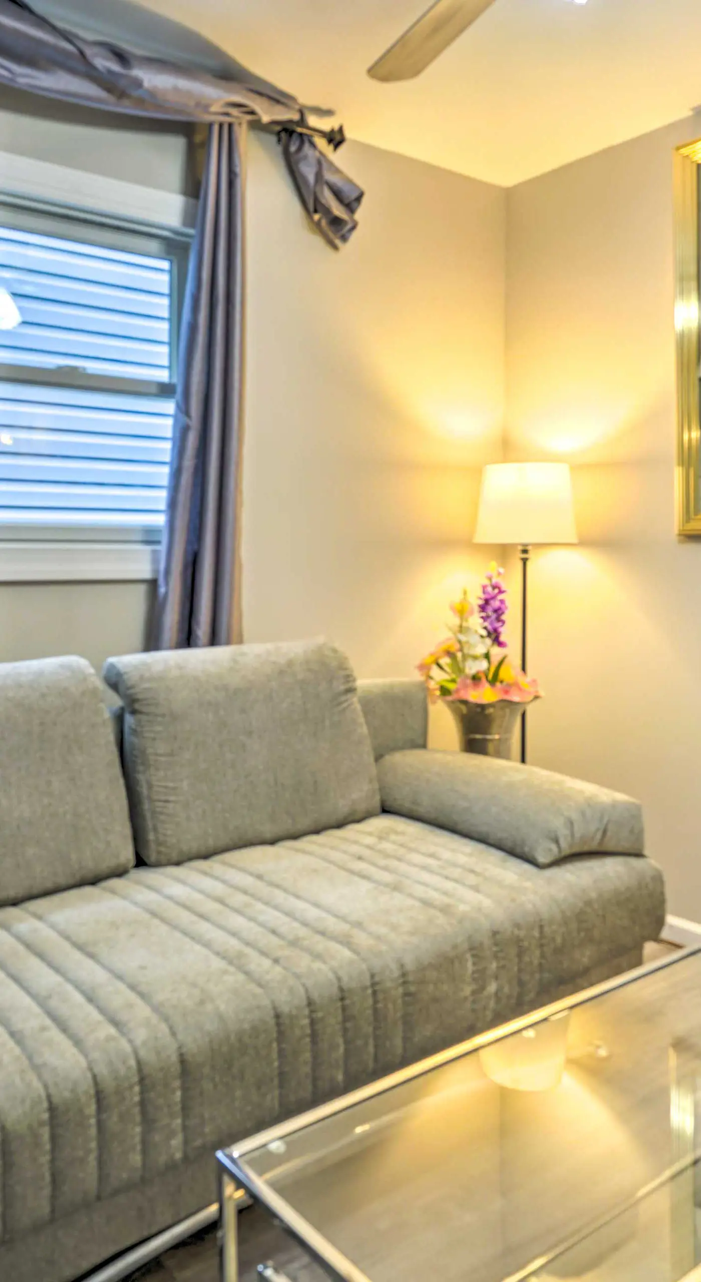 Family-Friendly Keansburg Home: Walk to Beach!