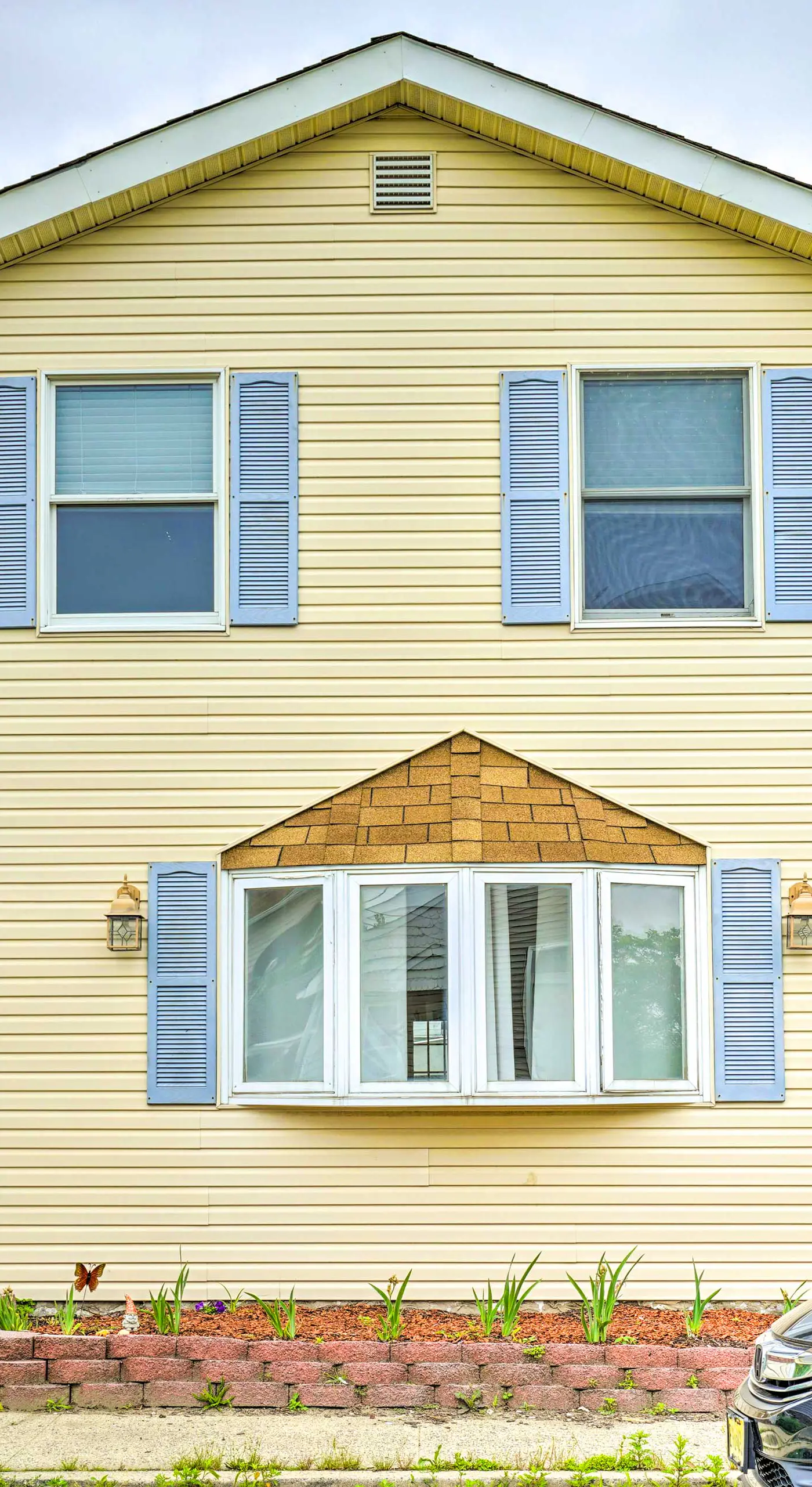 Family-Friendly Keansburg Home: Walk to Beach!