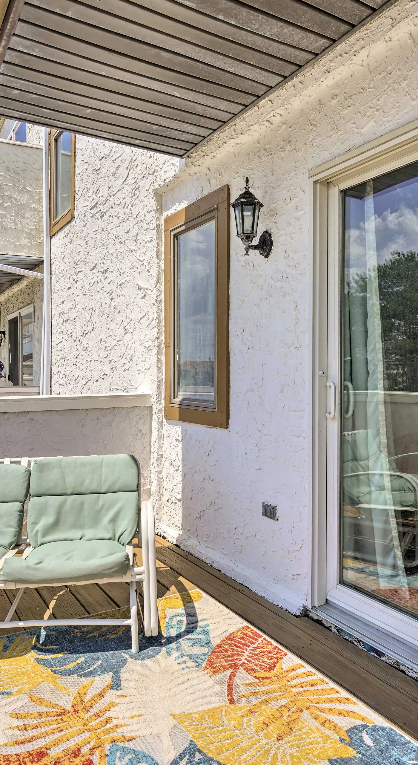 Brigantine Retreat w/ Balconies - Walk to Beach!