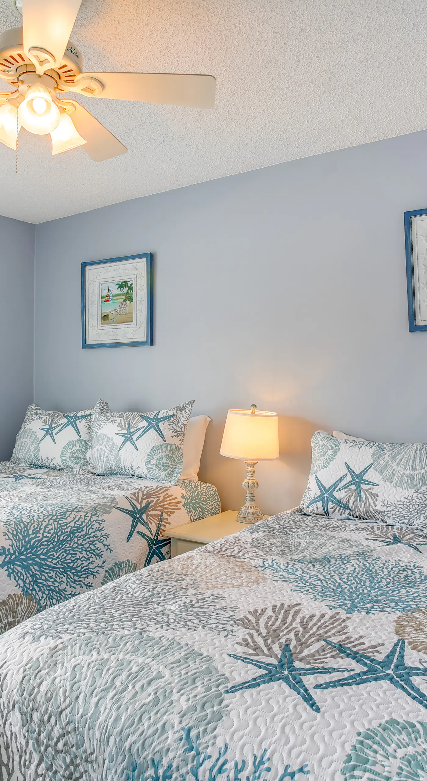 Quaint Wildwood Condo ~ Walk to Beach!