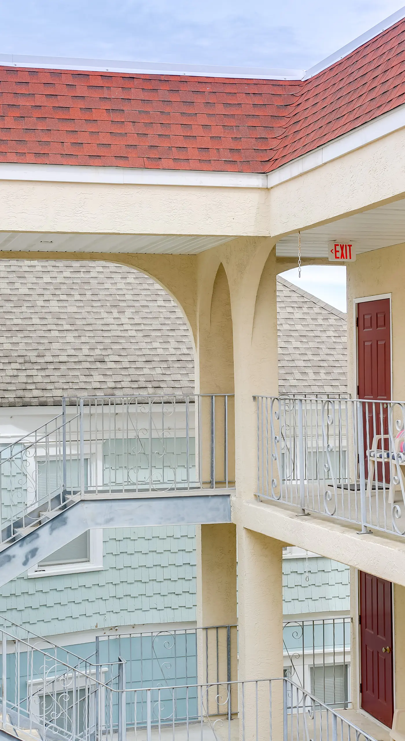 Quaint Wildwood Condo ~ Walk to Beach!