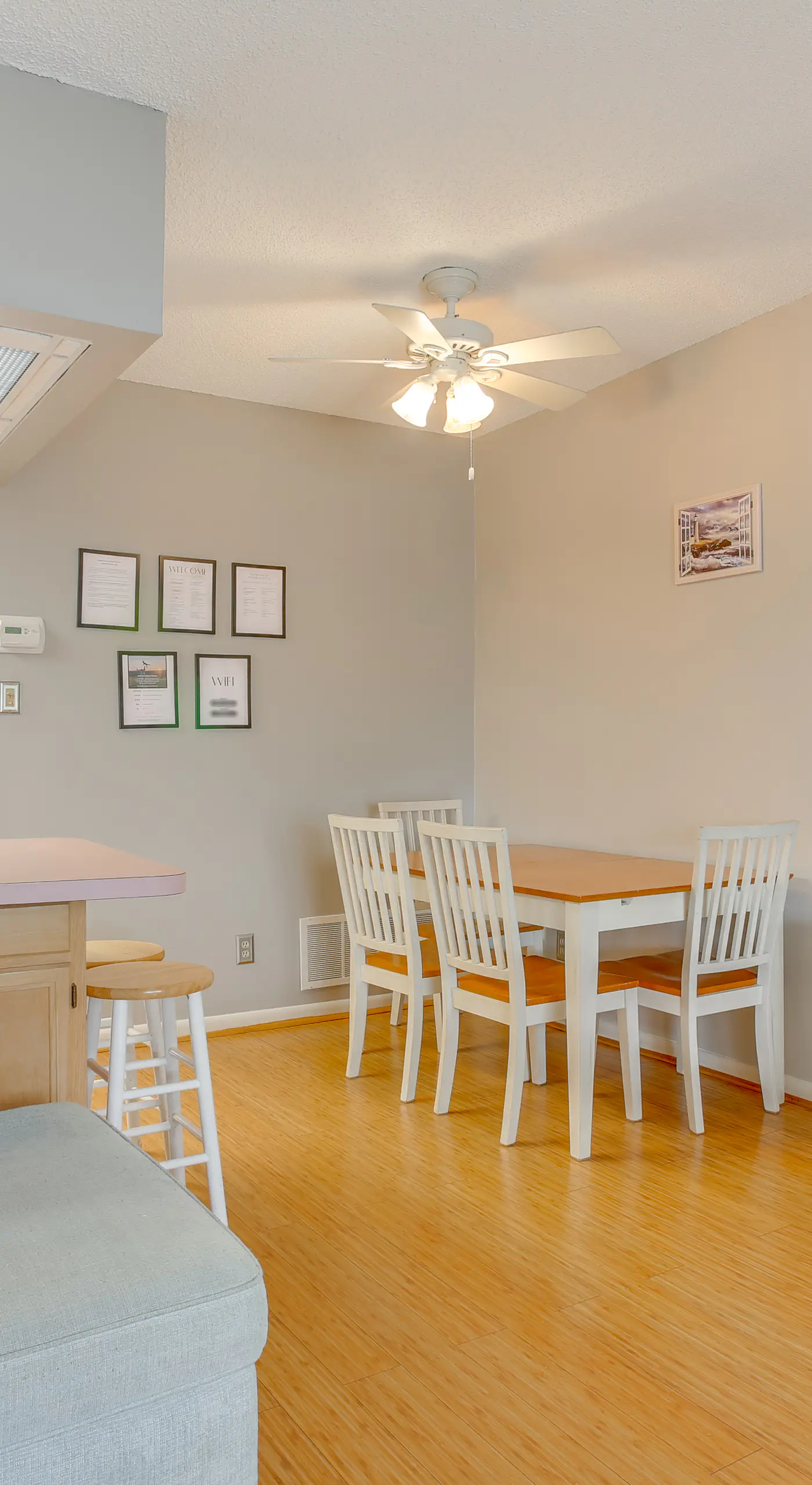 Quaint Wildwood Condo ~ Walk to Beach!
