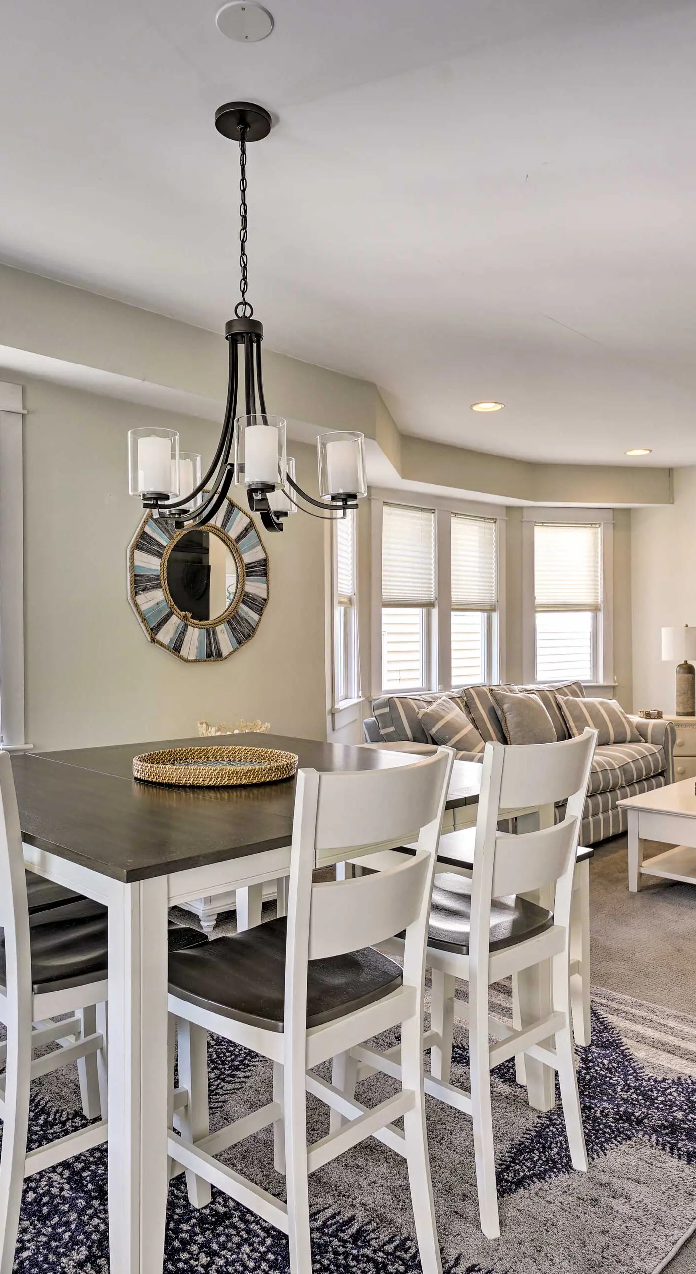Charming Ocean City Townhome: Walk to Beach!