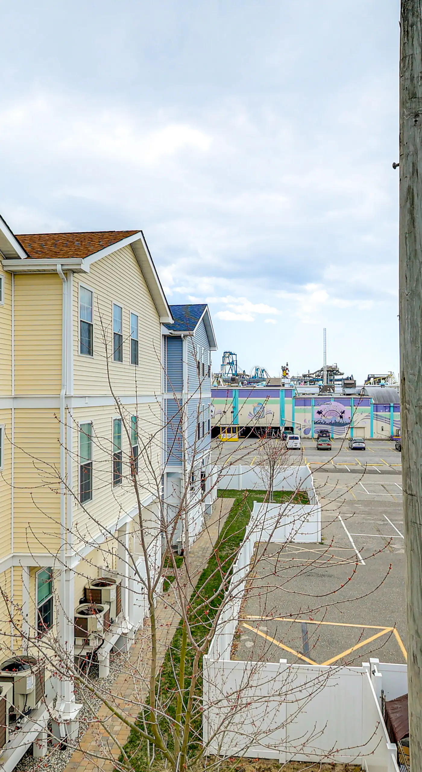Wildwood Condo w/ Pool Access - Walk to Beach