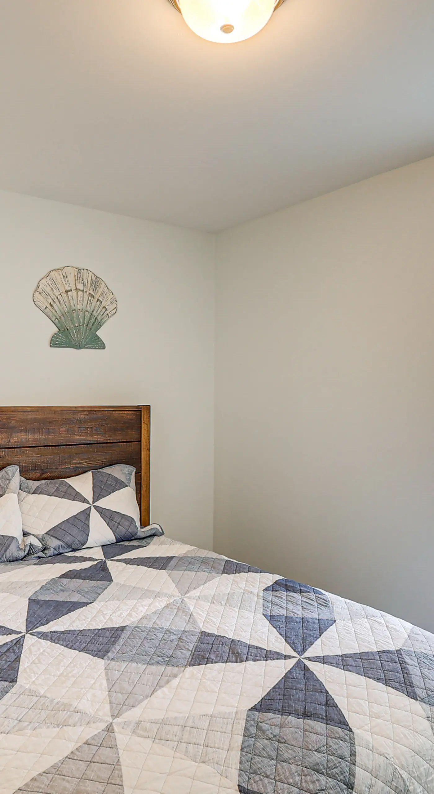 Wildwood Condo w/ Pool Access - Walk to Beach