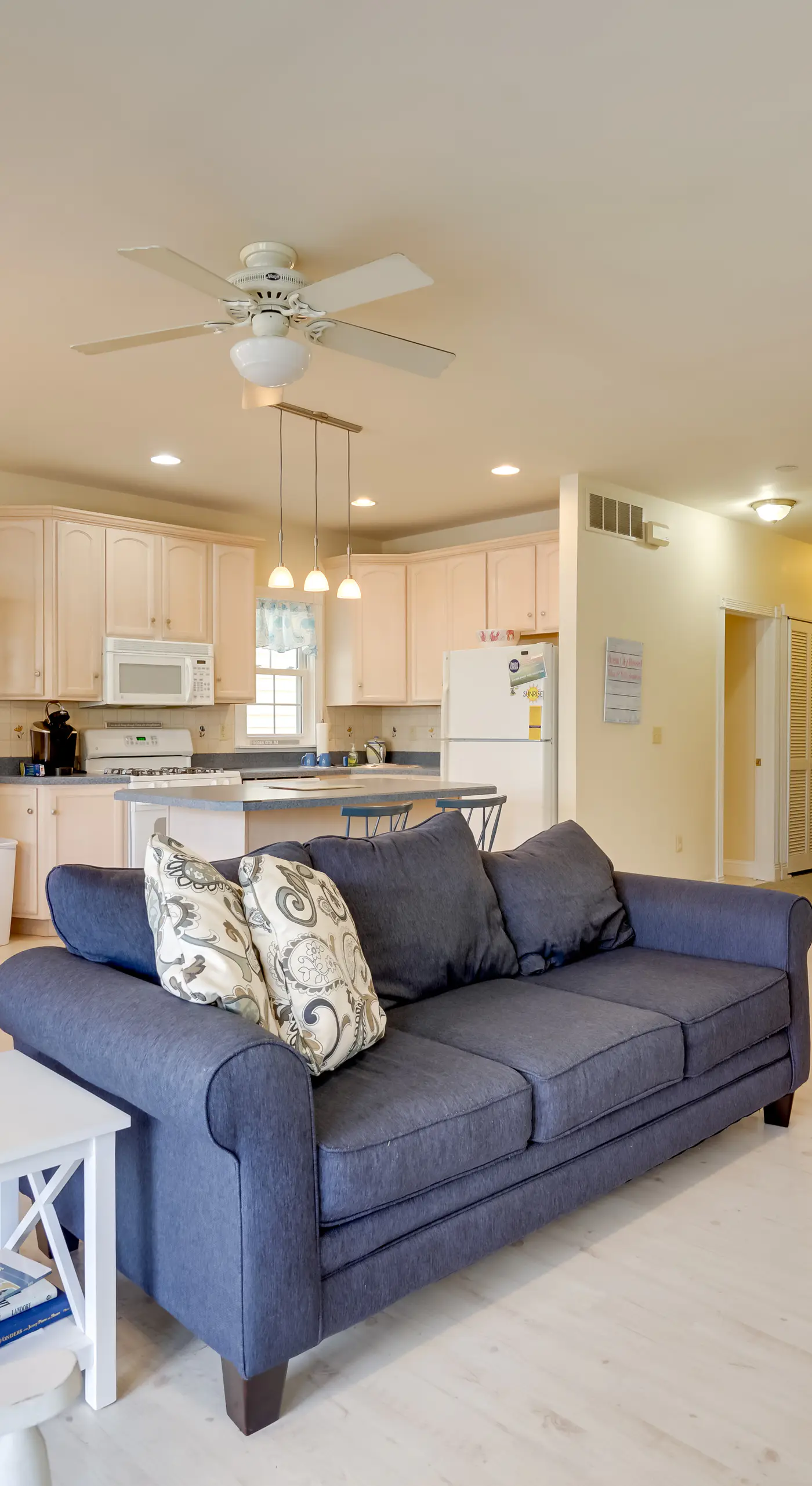 Sunny Ocean City Retreat ~ Qtr-Mi to Beach!
