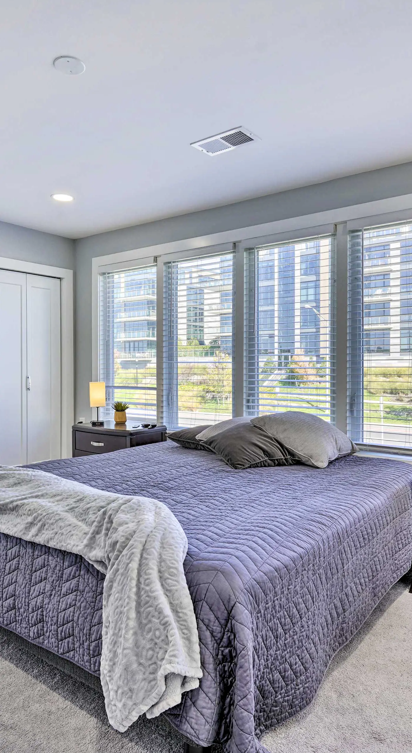 Long Branch Getaway: Grill, 1 Block to Beach!