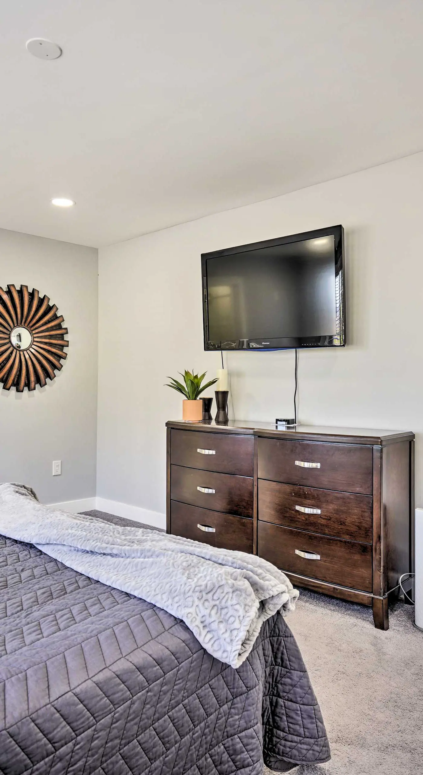 Long Branch Getaway: Grill, 1 Block to Beach!