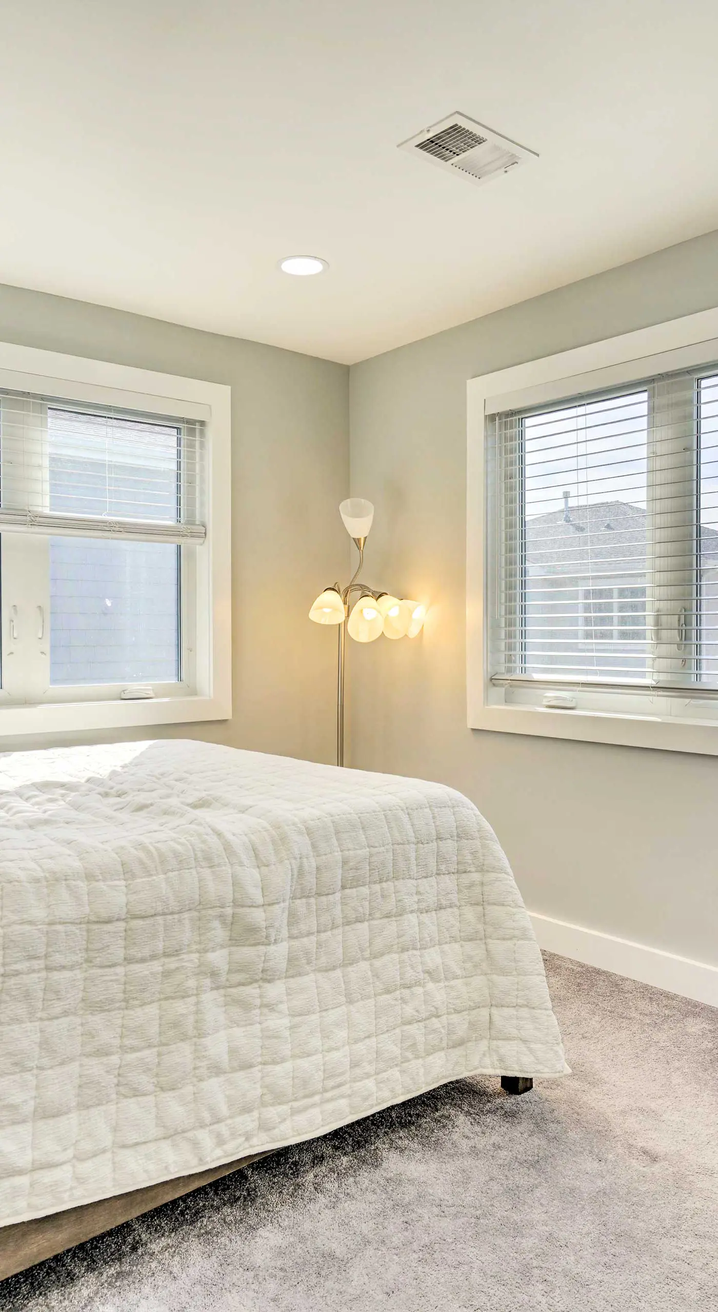 Long Branch Getaway: Grill, 1 Block to Beach!