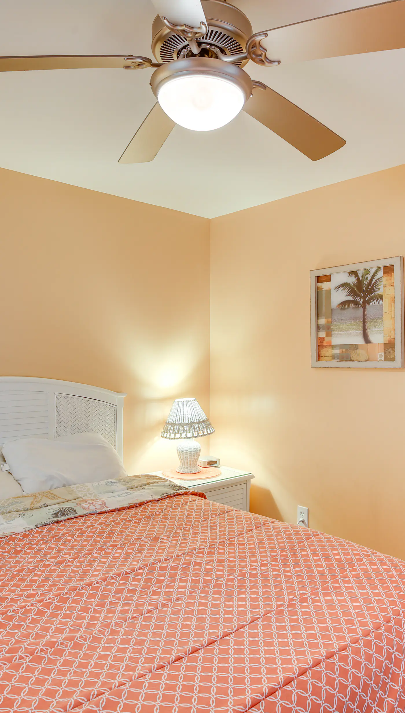 North Wildwood Condo - Beach Across Street!