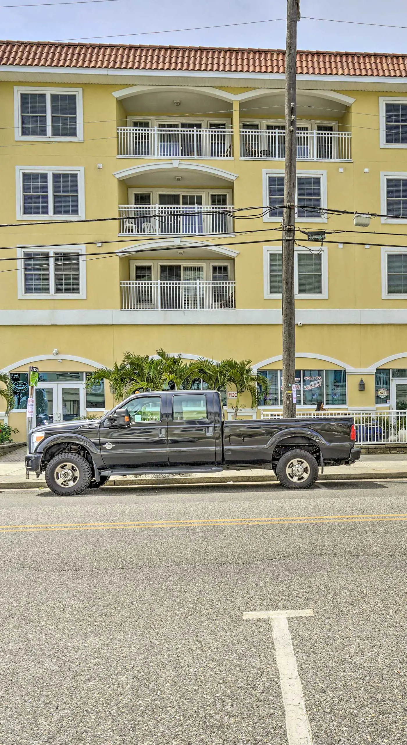 North Wildwood Condo - Beach Across Street!