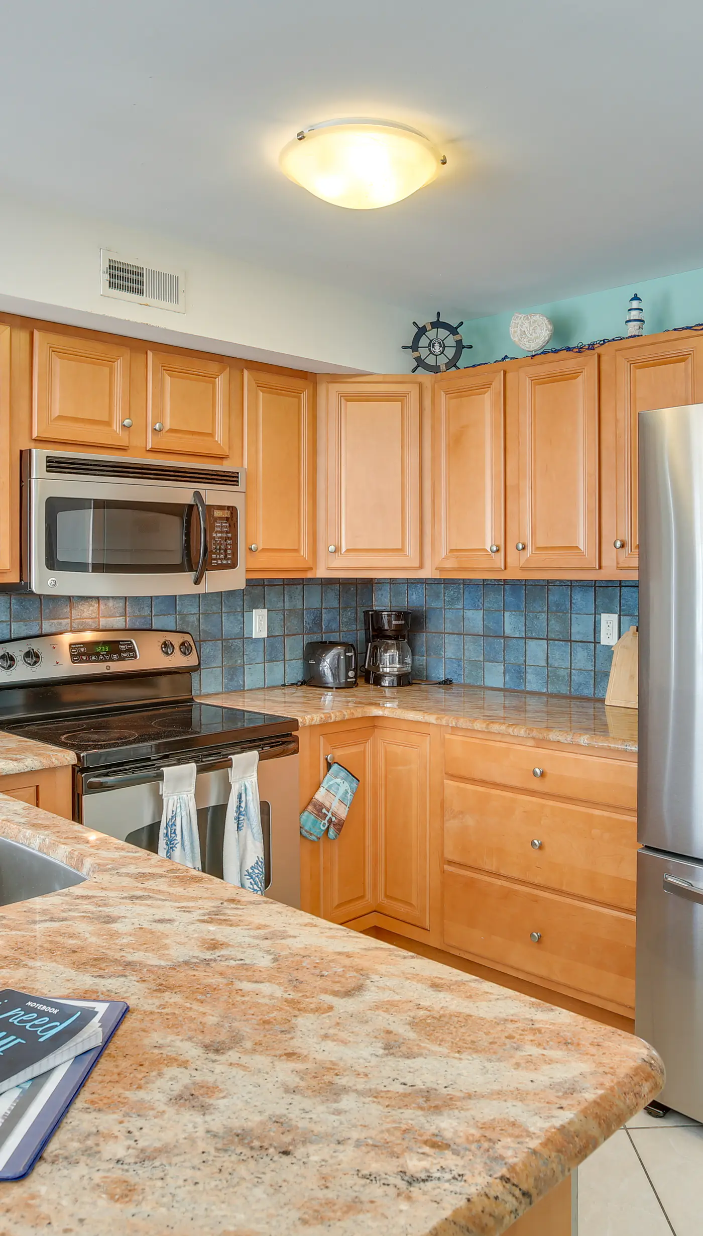 North Wildwood Condo - Beach Across Street!