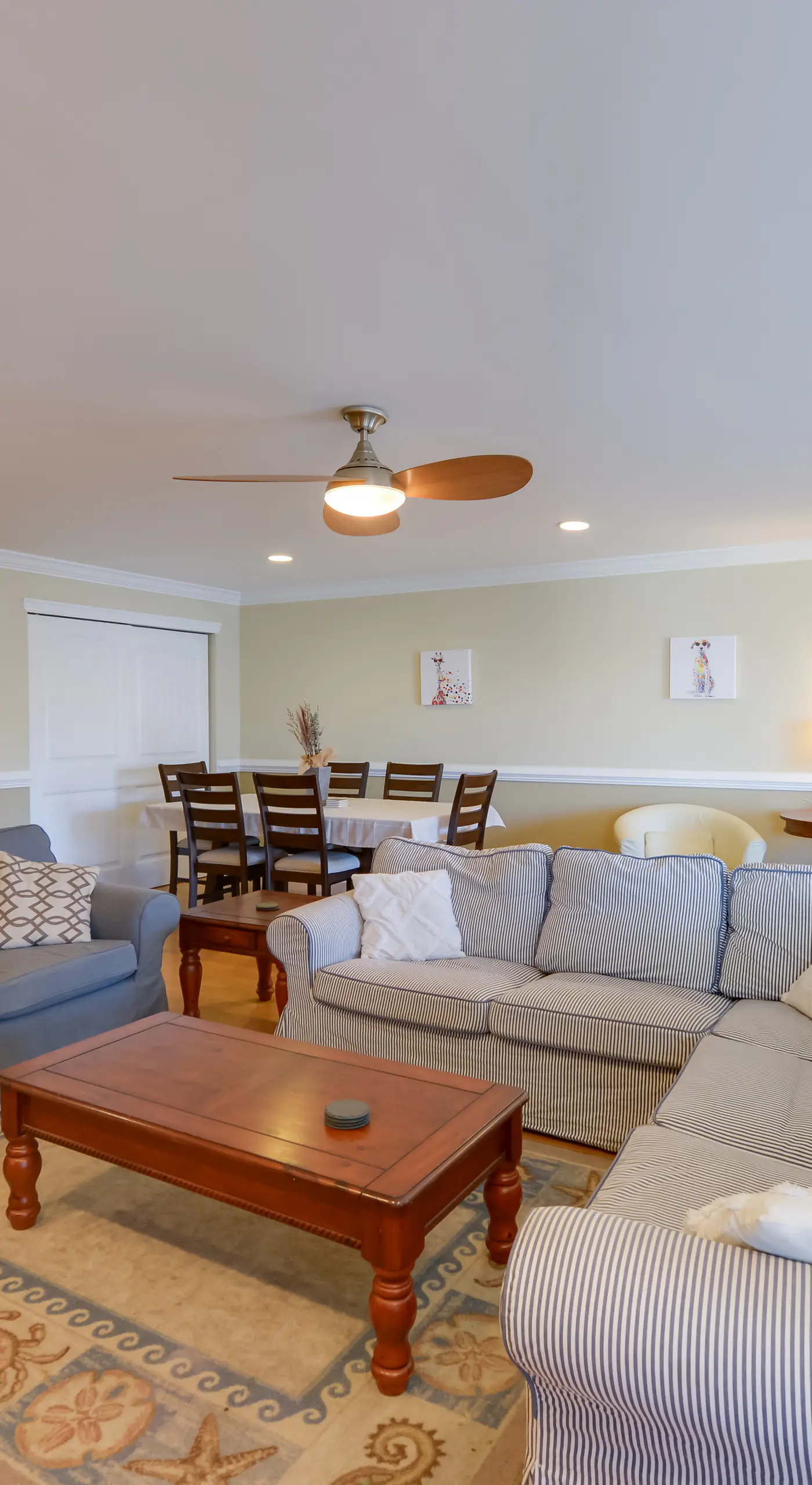 Spacious Wildwood Townhome w/ Covered Balcony