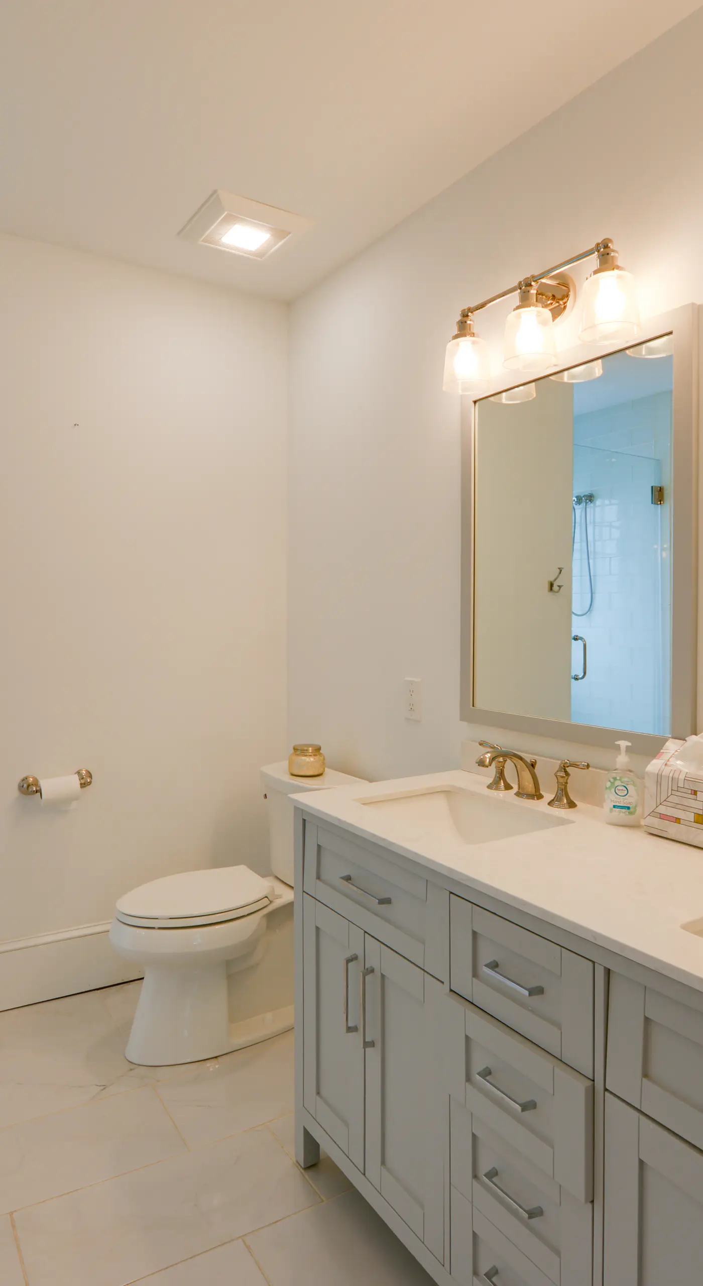 North Wildwood Home w/ Porch ~ 3 Blocks to Beach!