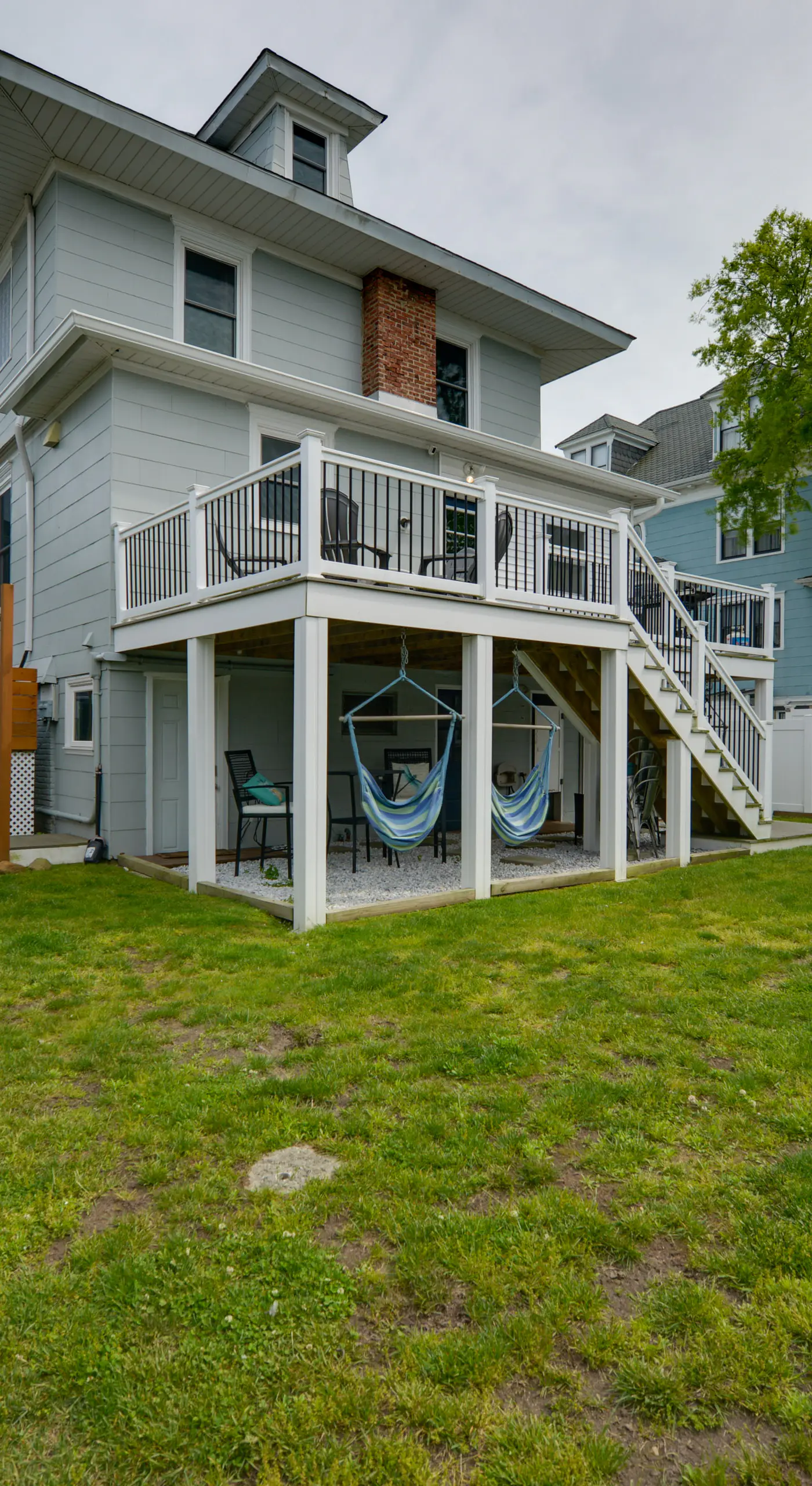 North Wildwood Home w/ Porch ~ 3 Blocks to Beach!