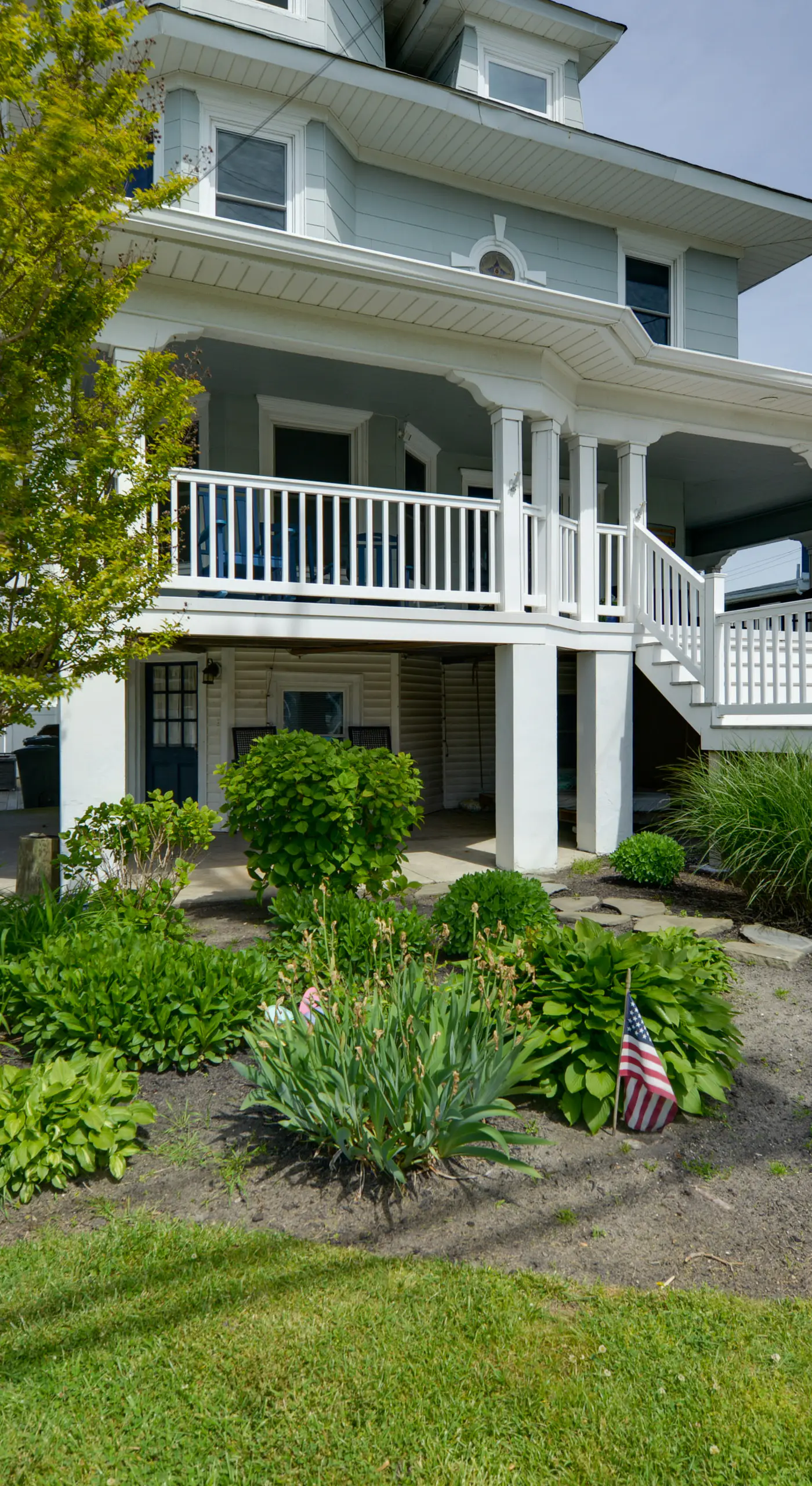North Wildwood Home w/ Porch ~ 3 Blocks to Beach!