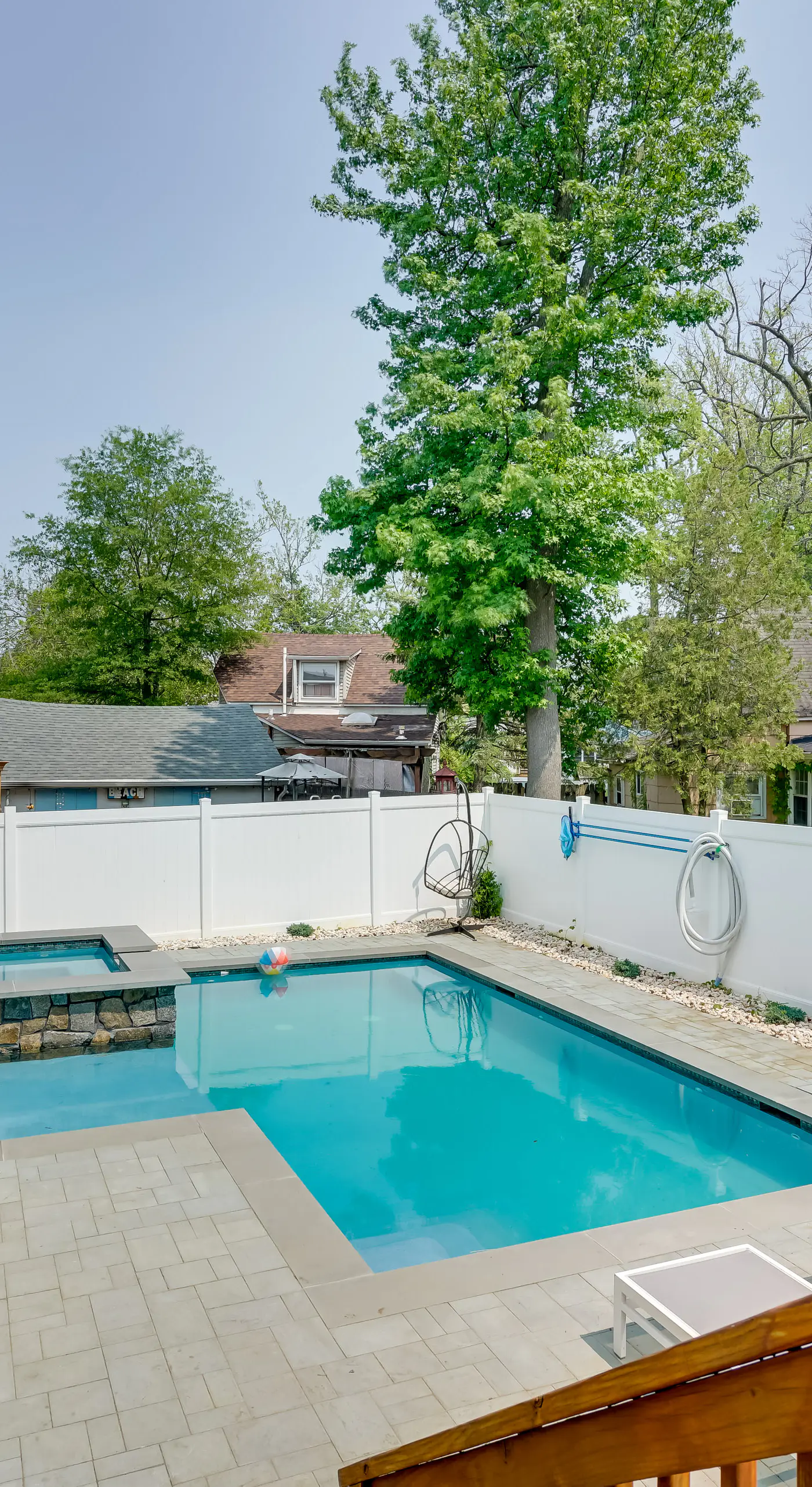 Gorgeous Keansburg Home w/ Pool: Walk to Beach!