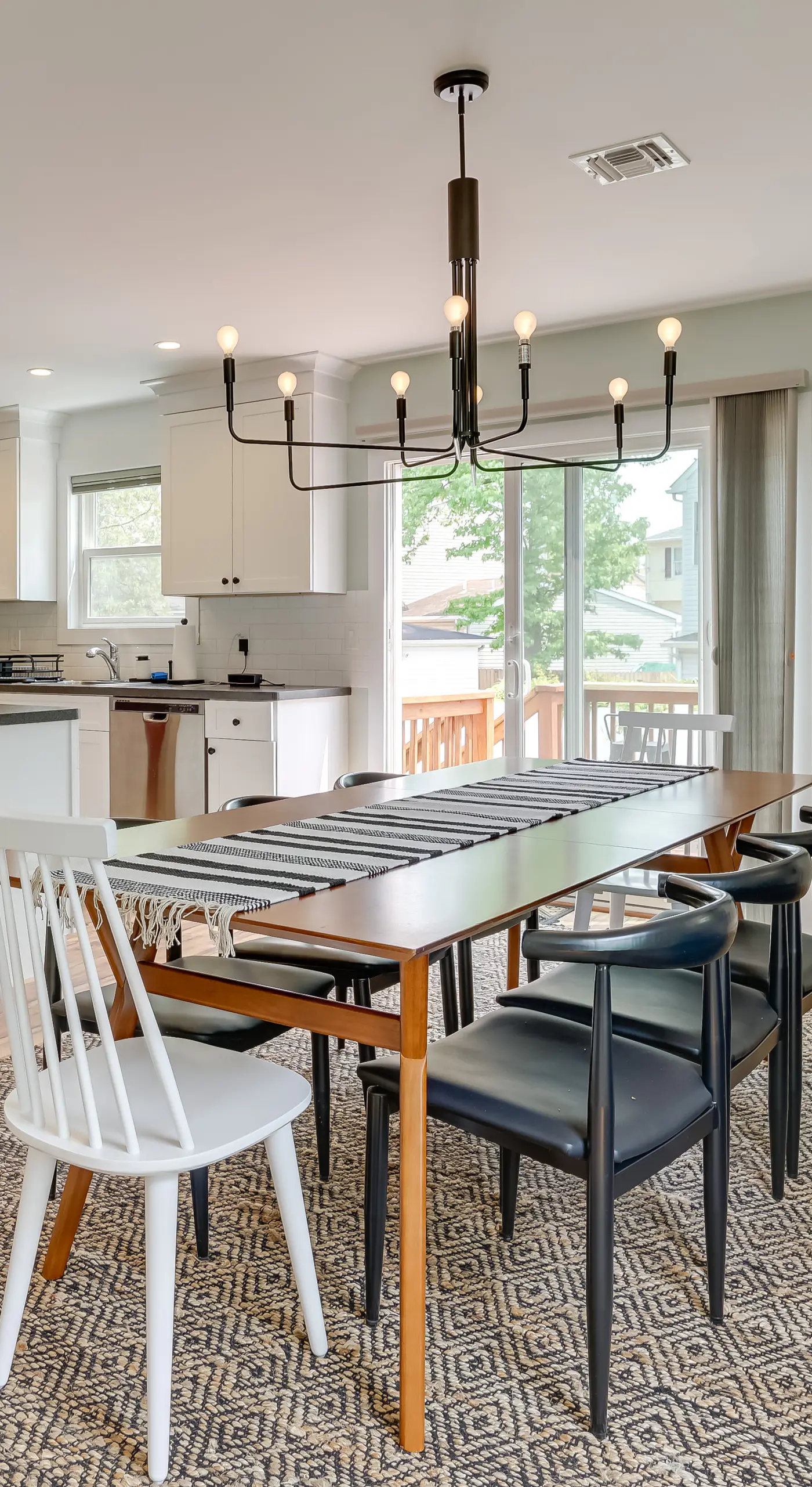 Gorgeous Keansburg Home w/ Pool: Walk to Beach!