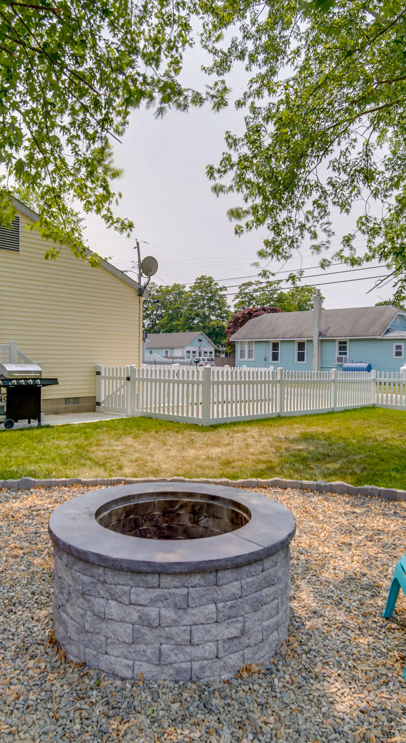 Pet-Friendly Villas Vacation Rental: Walk to Bay