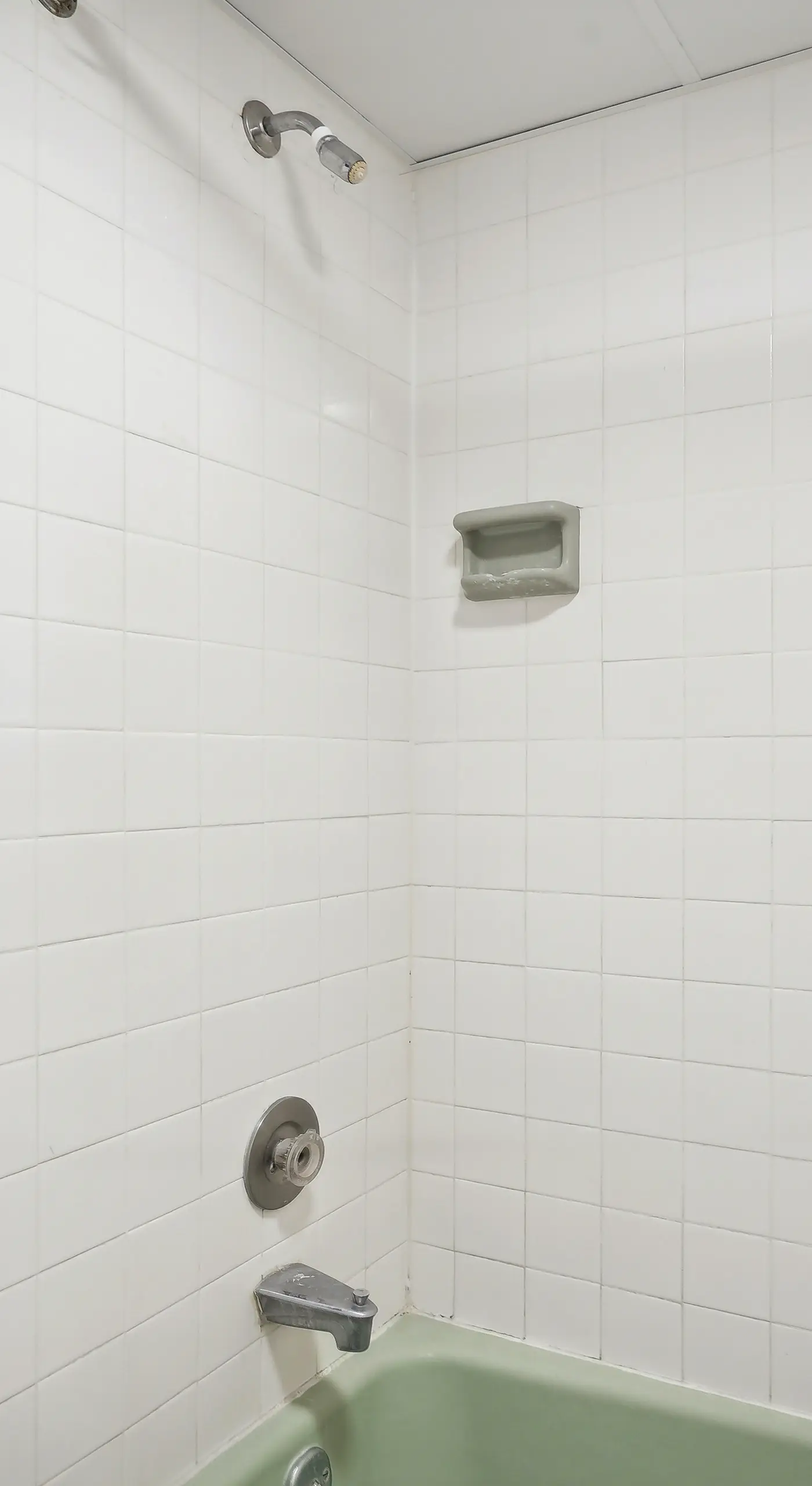 Beachfront Fourth-Floor Condo w/ Community Pool!