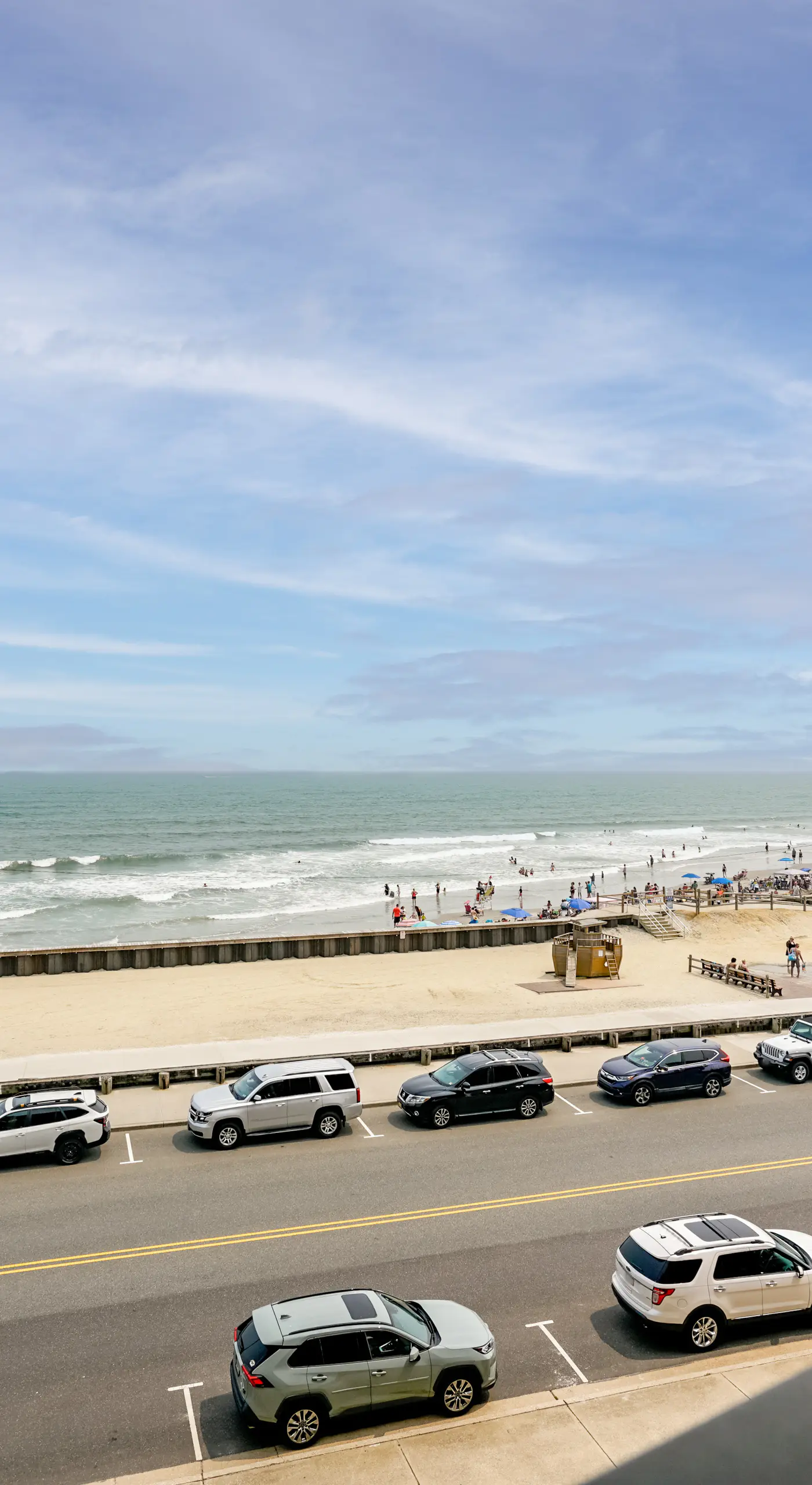 Beachfront Fourth-Floor Condo w/ Community Pool!