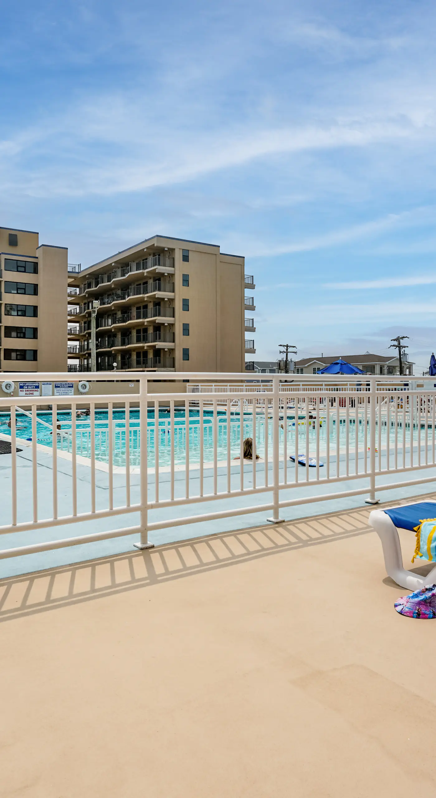 Beachfront Fourth-Floor Condo w/ Community Pool!