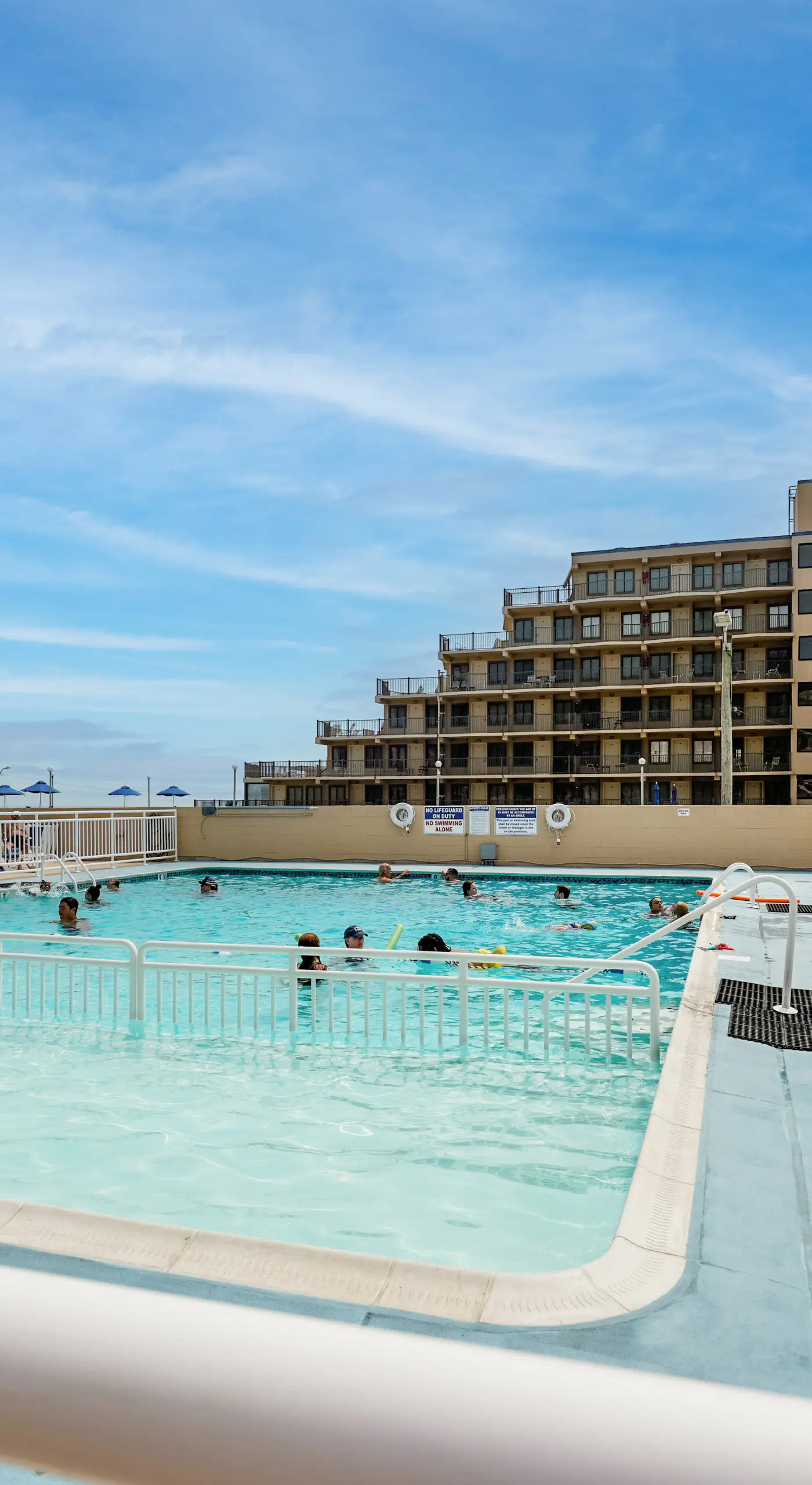 Beachfront Fourth-Floor Condo w/ Community Pool!