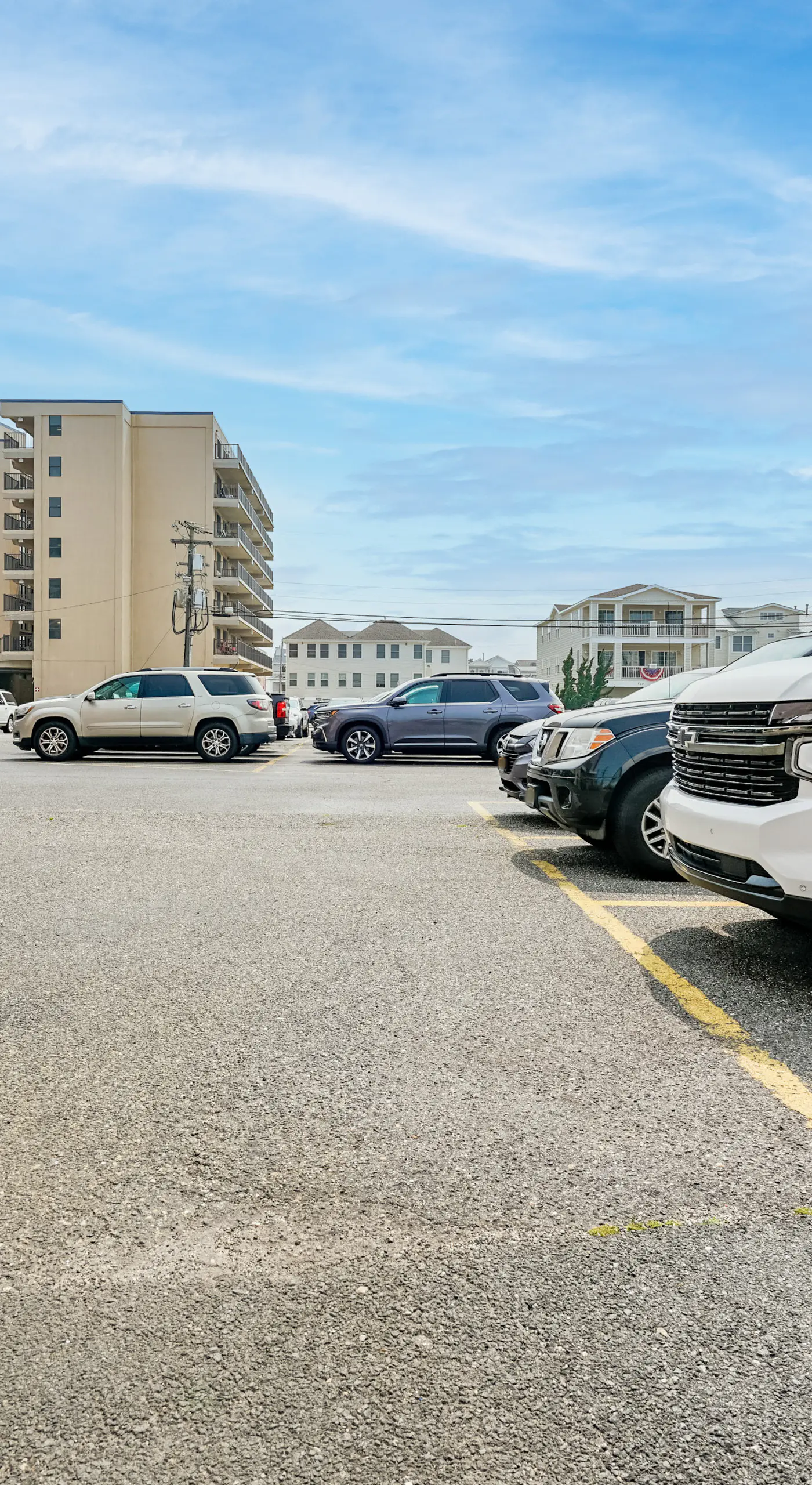 Beachfront Fourth-Floor Condo w/ Community Pool!