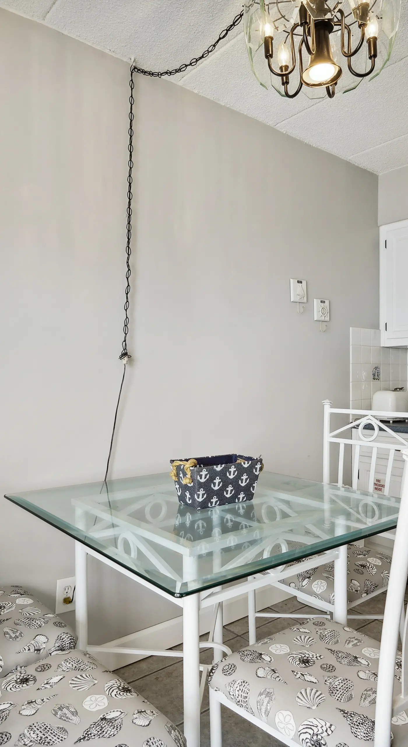 Beachfront Fourth-Floor Condo w/ Community Pool!