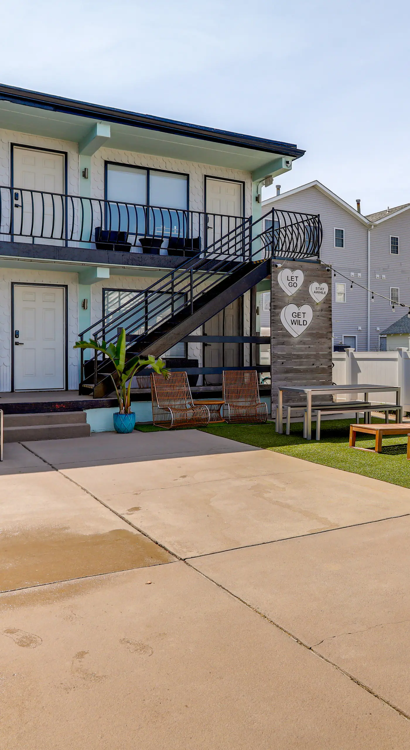 Wildwood Condo: Community Pool, Walk to Beach!