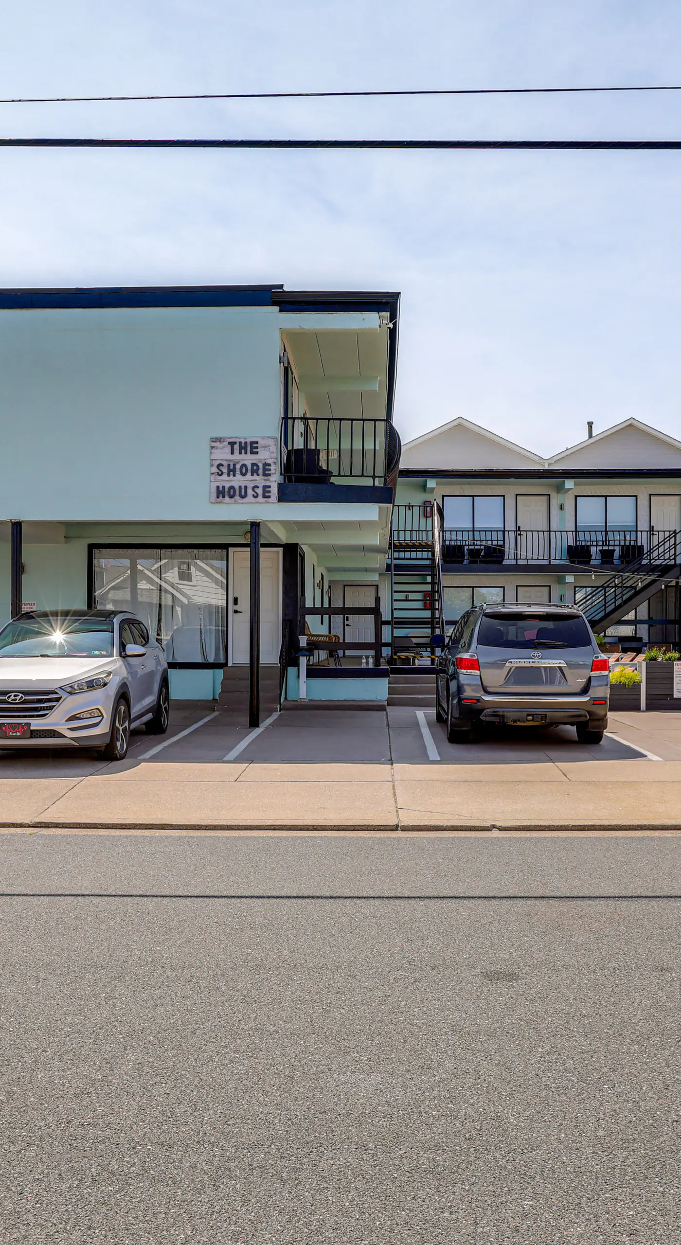 Wildwood Condo: Community Pool, Walk to Beach!