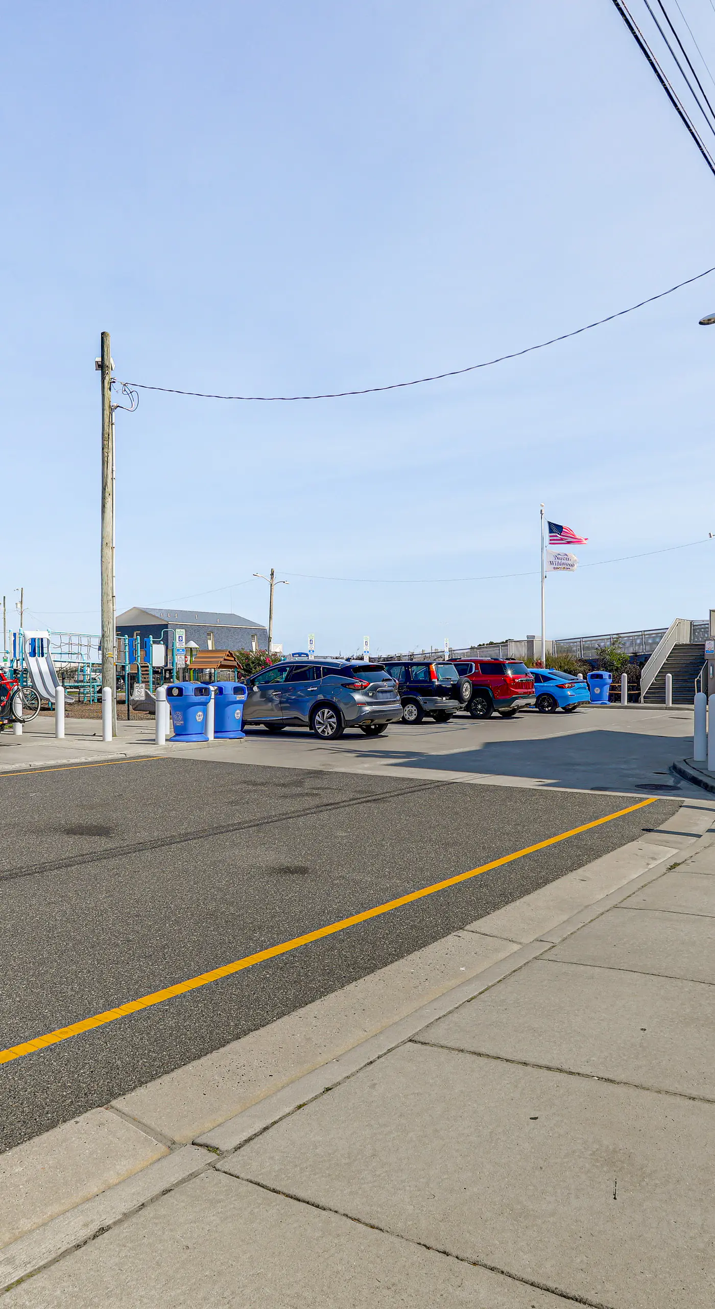 Wildwood Condo: Community Pool, Walk to Beach!